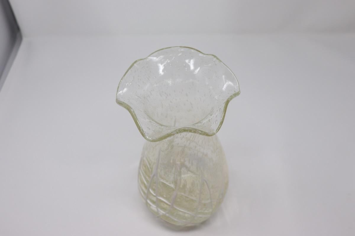 Vaso trasparente in vetro artistico italiano di Murano in vendita 1