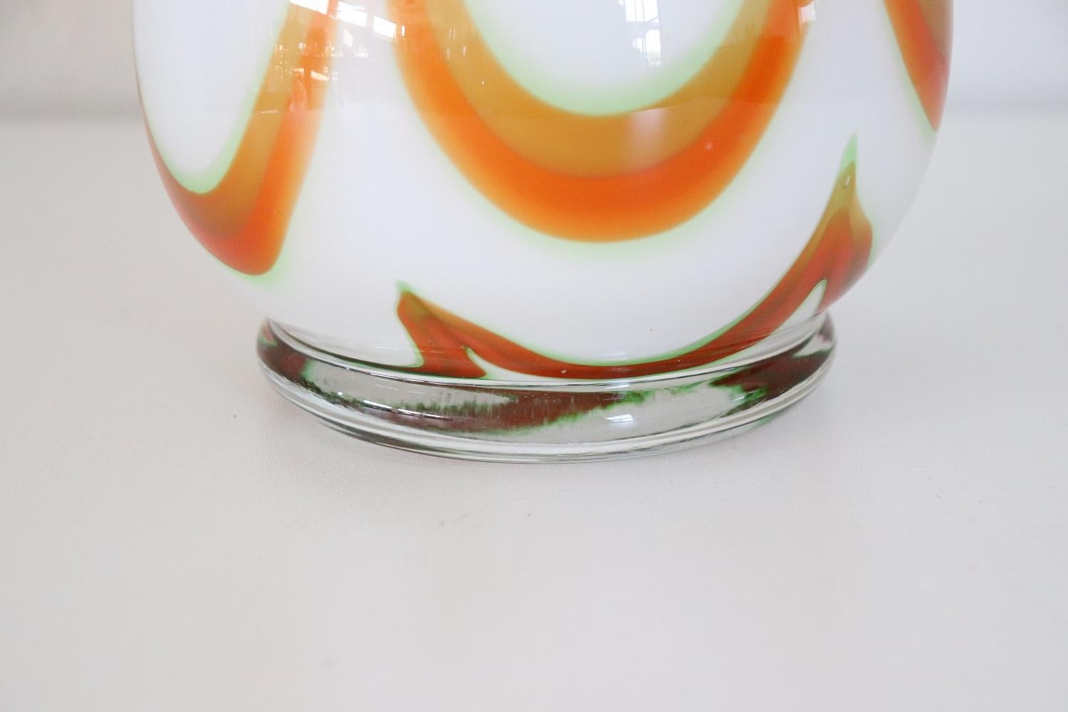 Italian Murano Art Glass Vase with Kinetic Decoration, 1960s In Excellent Condition For Sale In Casale Monferrato, IT