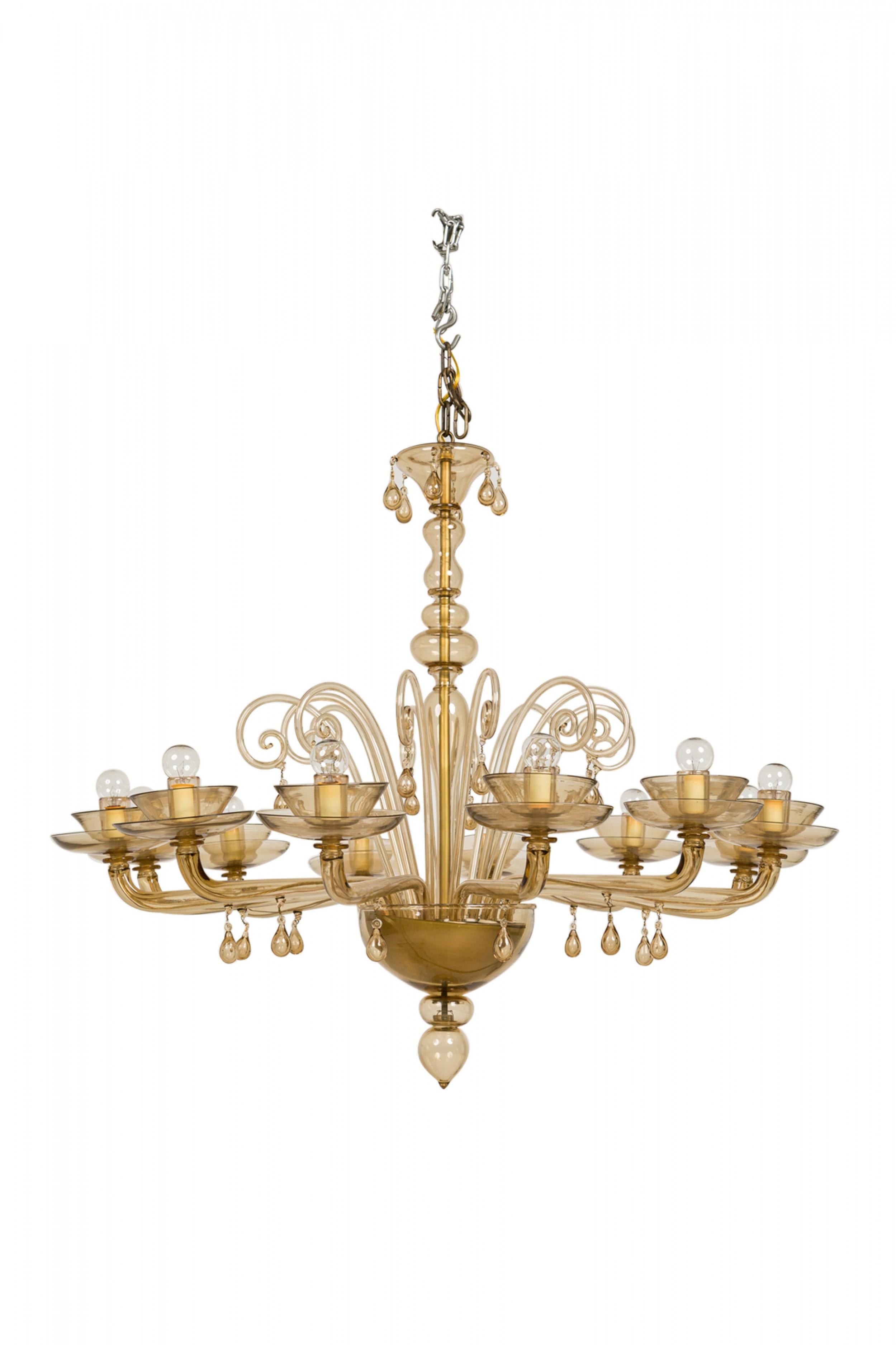 Fatto a mano Lampadario italiano di Murano Art Moderne in vetro soffiato color ambra a 12 bracci in vendita