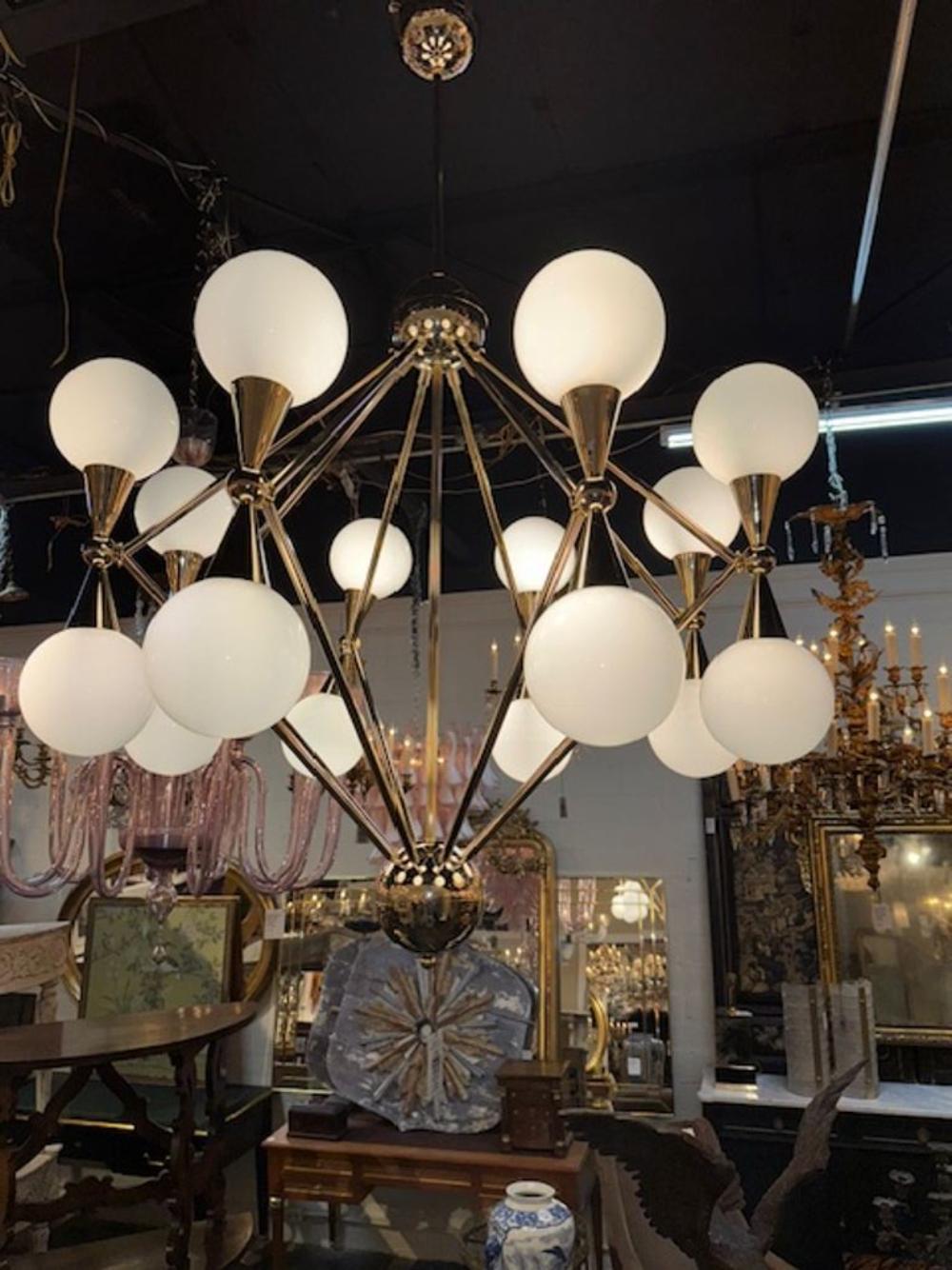 Italian Murano Atom Chandelier In Good Condition For Sale In Dallas, TX