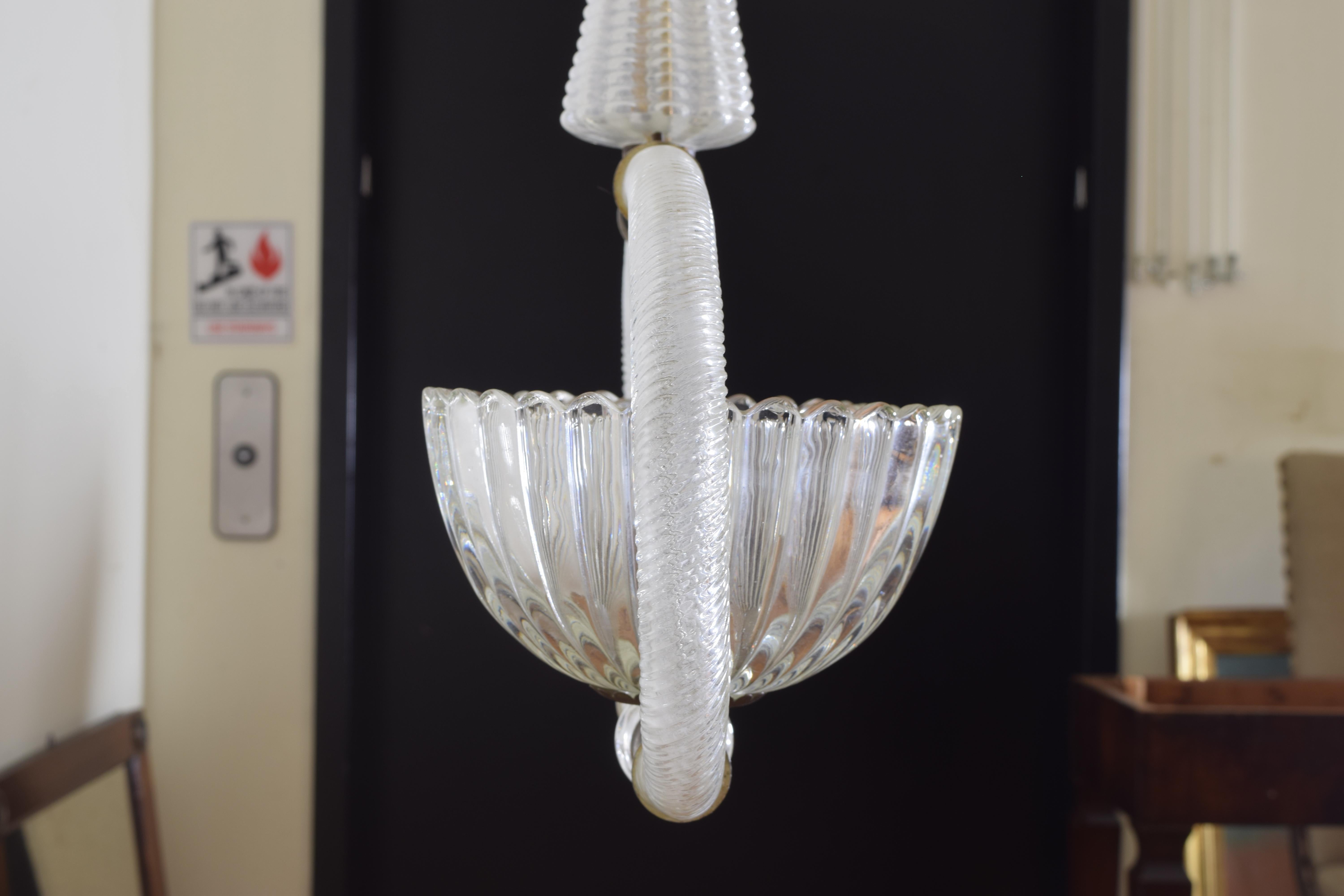 Italienischer 2-Licht-Kronleuchter aus Muranoglas, geblasenem und gegossenem Glas und Messing, Mitte des 20. Jahrhunderts im Angebot 3