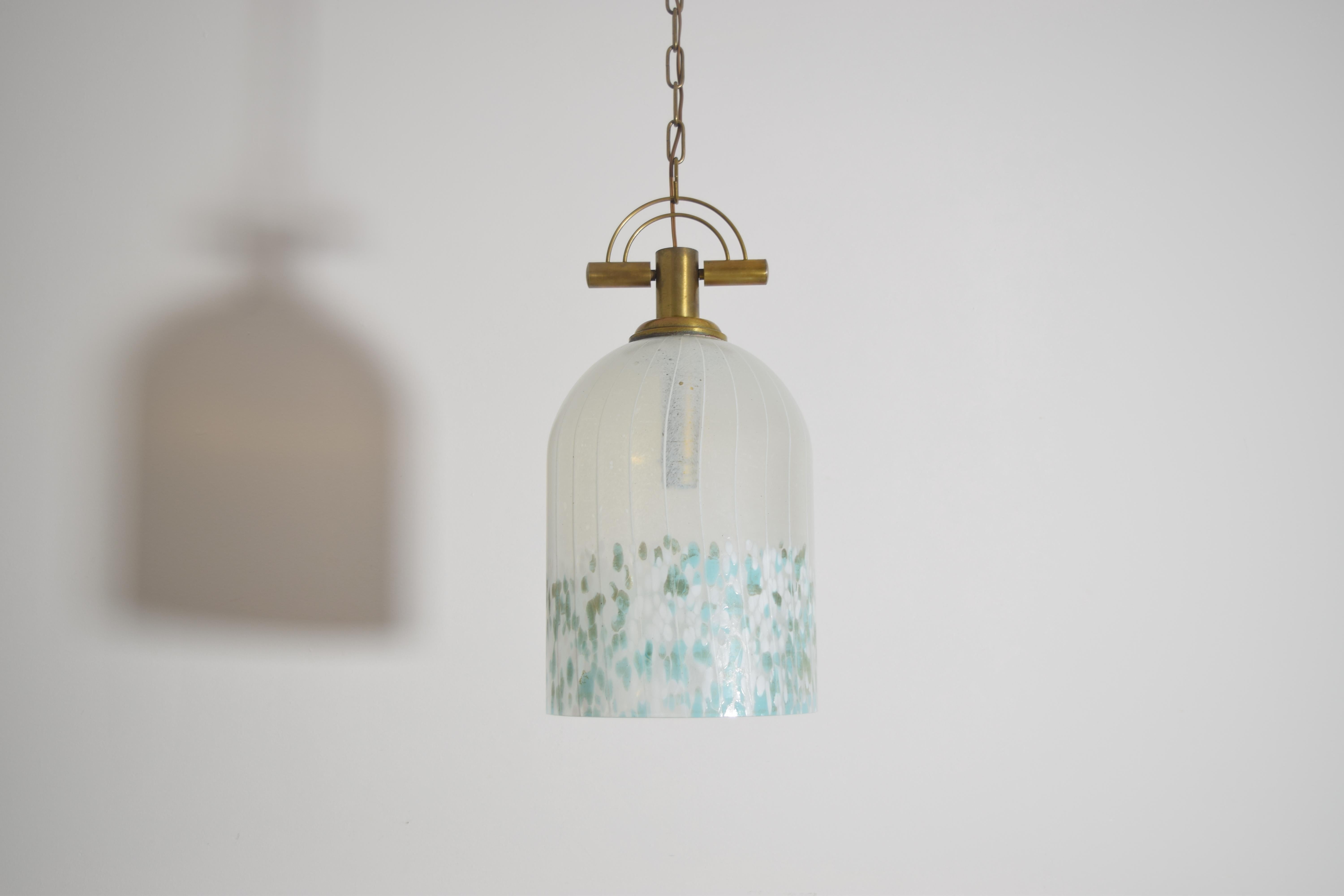 Italienisches Windlicht aus geblasenem Glas und Messing, Murano, ca. 1970er Jahre (Moderne) im Angebot