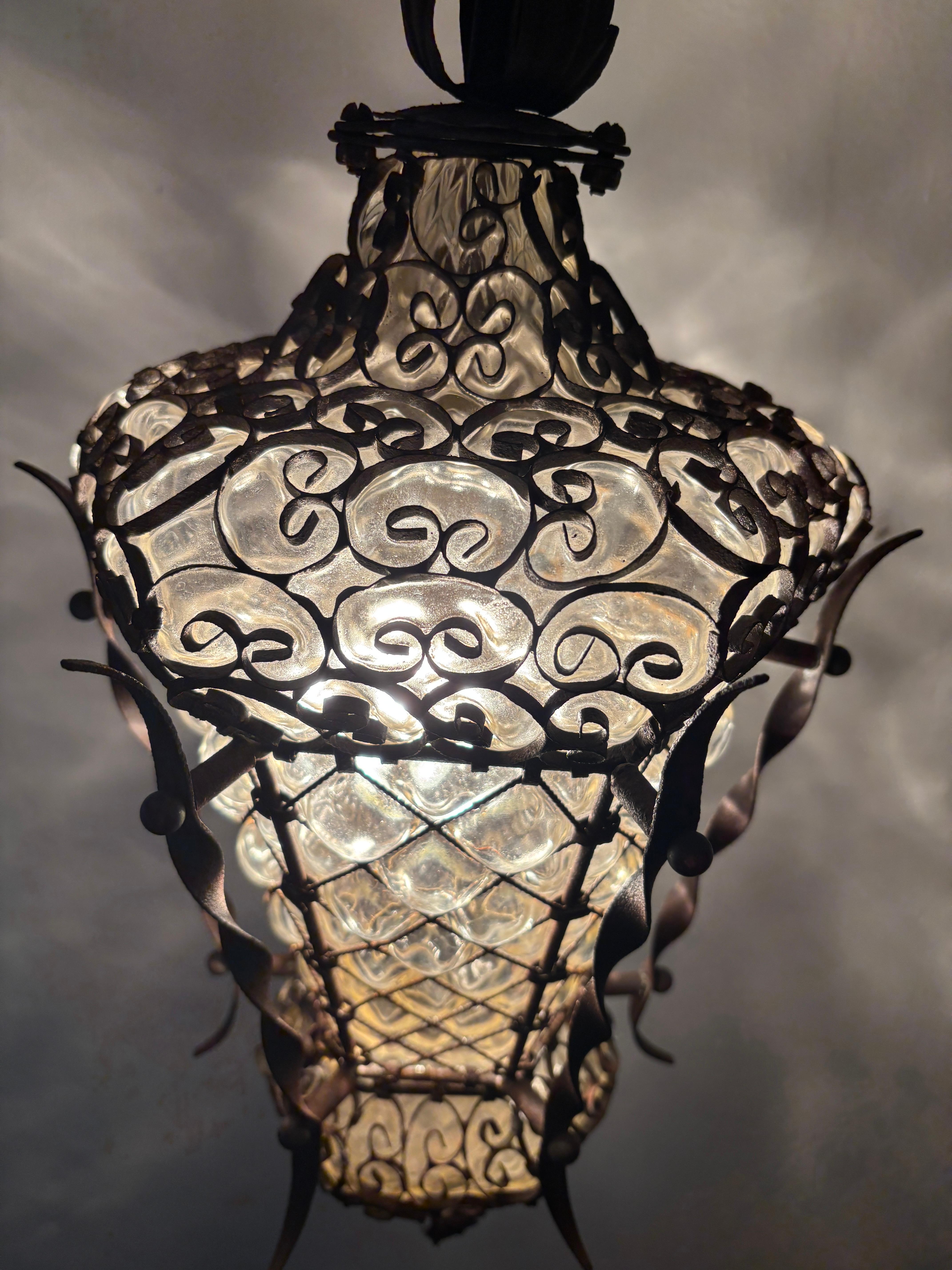 Italienischer Murano-Kronleuchter aus geblasenem Glas und Schmiedeeisen Selten um 1900 im Zustand „Gut“ im Angebot in Firenze, Toscana