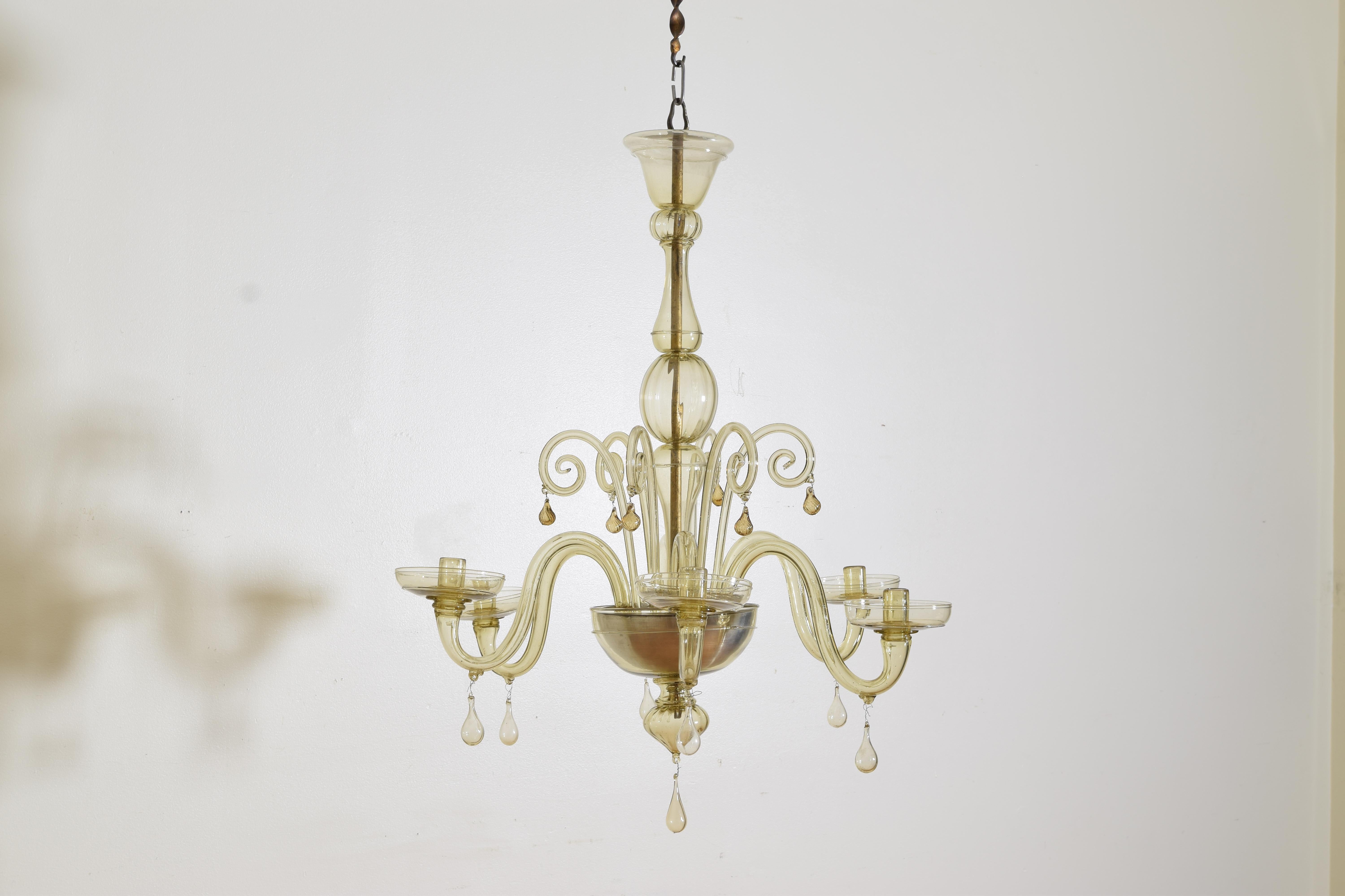 Mid-Century Modern Italian, Murano, Blown Subtly Colored Glass 6-Light Chandelier, ca. 1960 For Sale