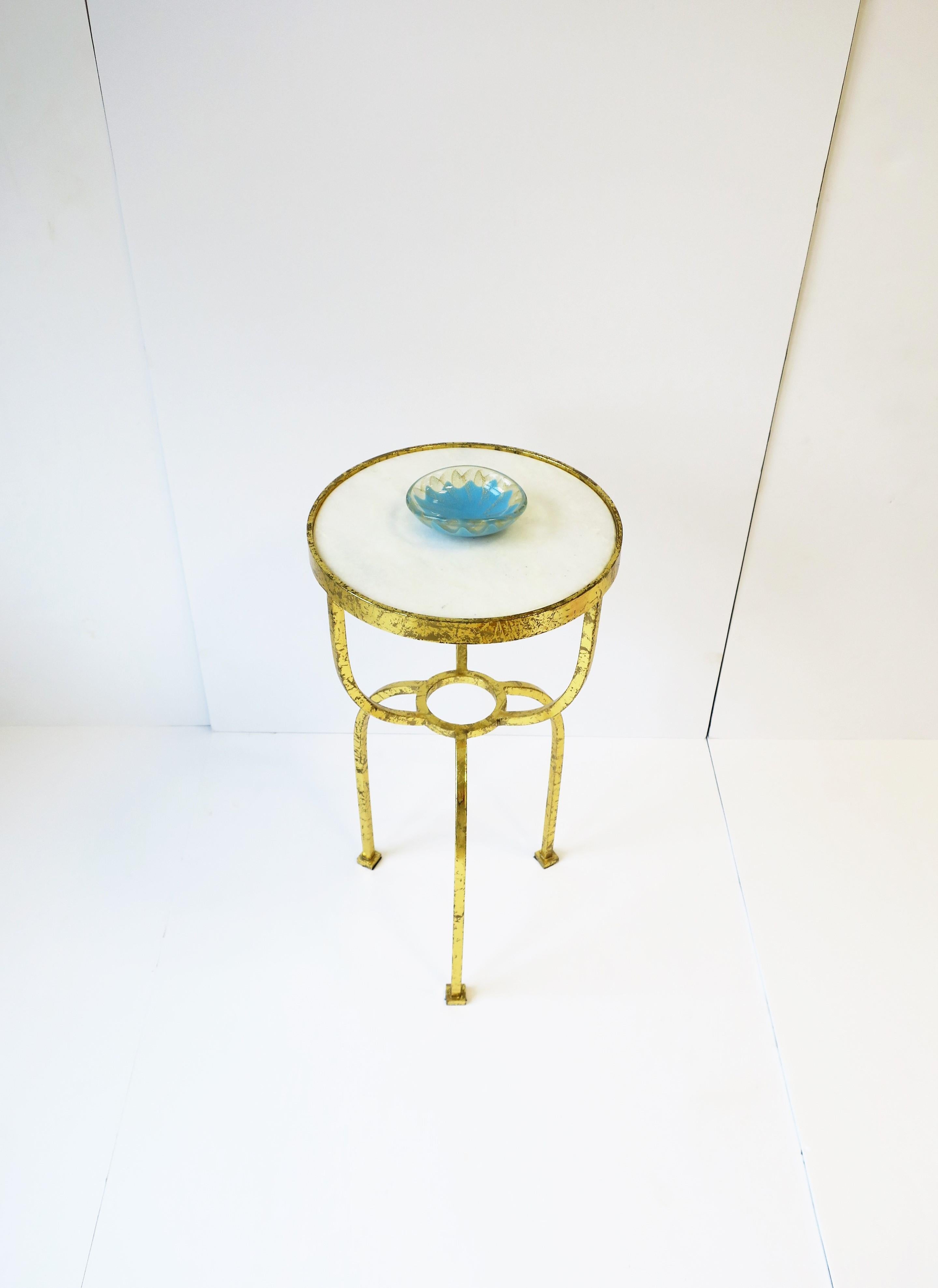Schale aus italienischem Murano-Kunstglas in Gold und Blau im Angebot 6