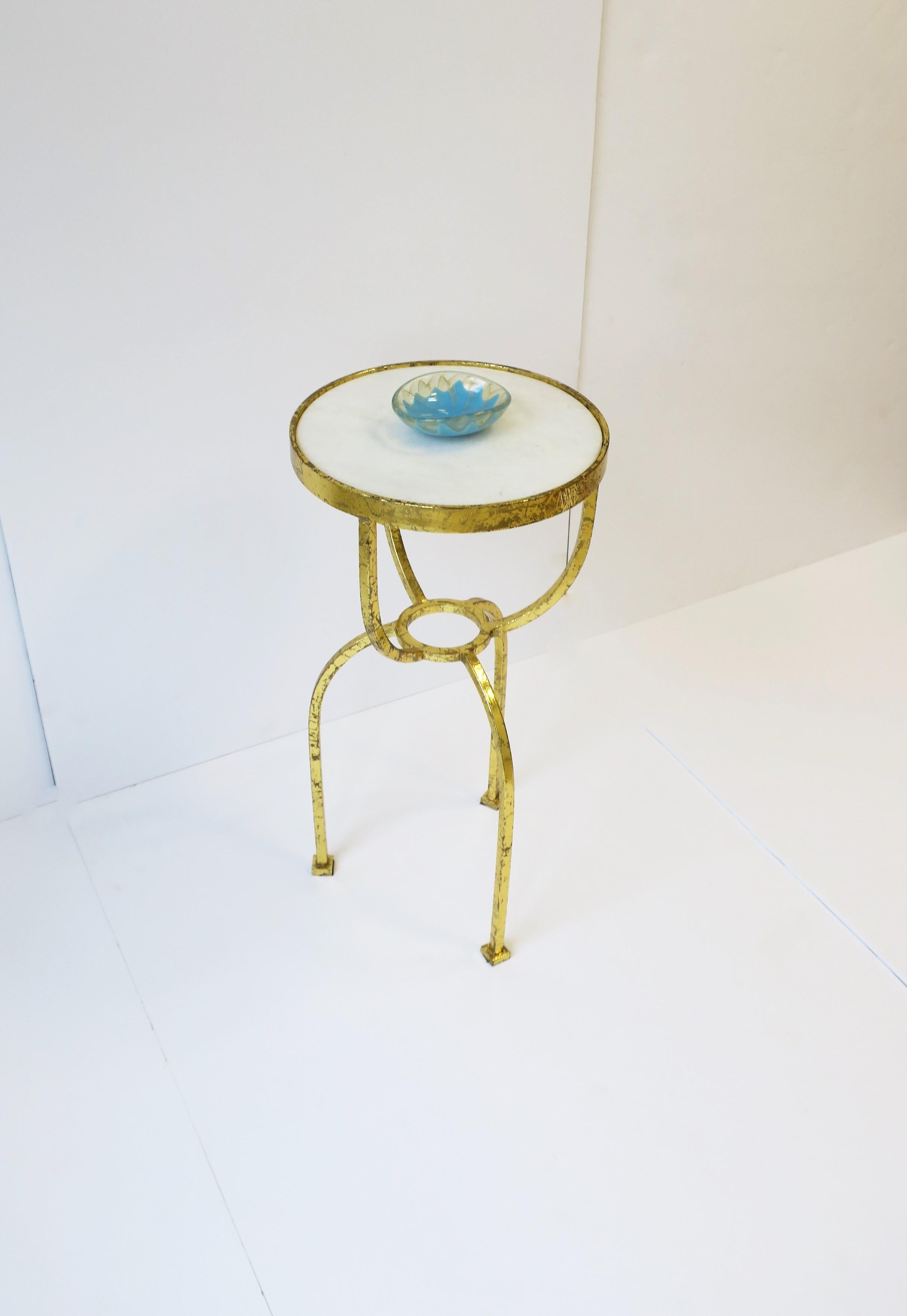 Schale aus italienischem Murano-Kunstglas in Gold und Blau im Angebot 7
