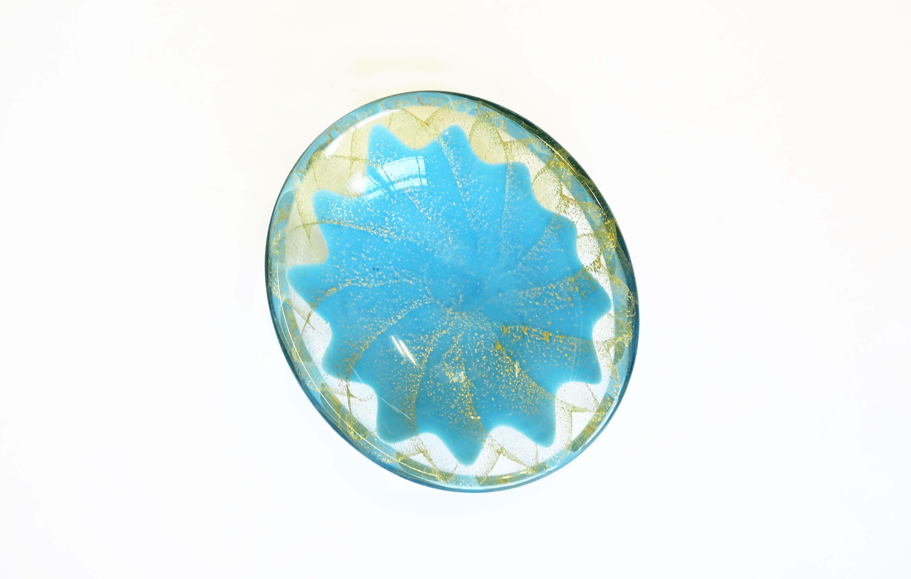 Mid-Century Modern Italian Murano Gold and Blue Art Glass Bowl For Sale