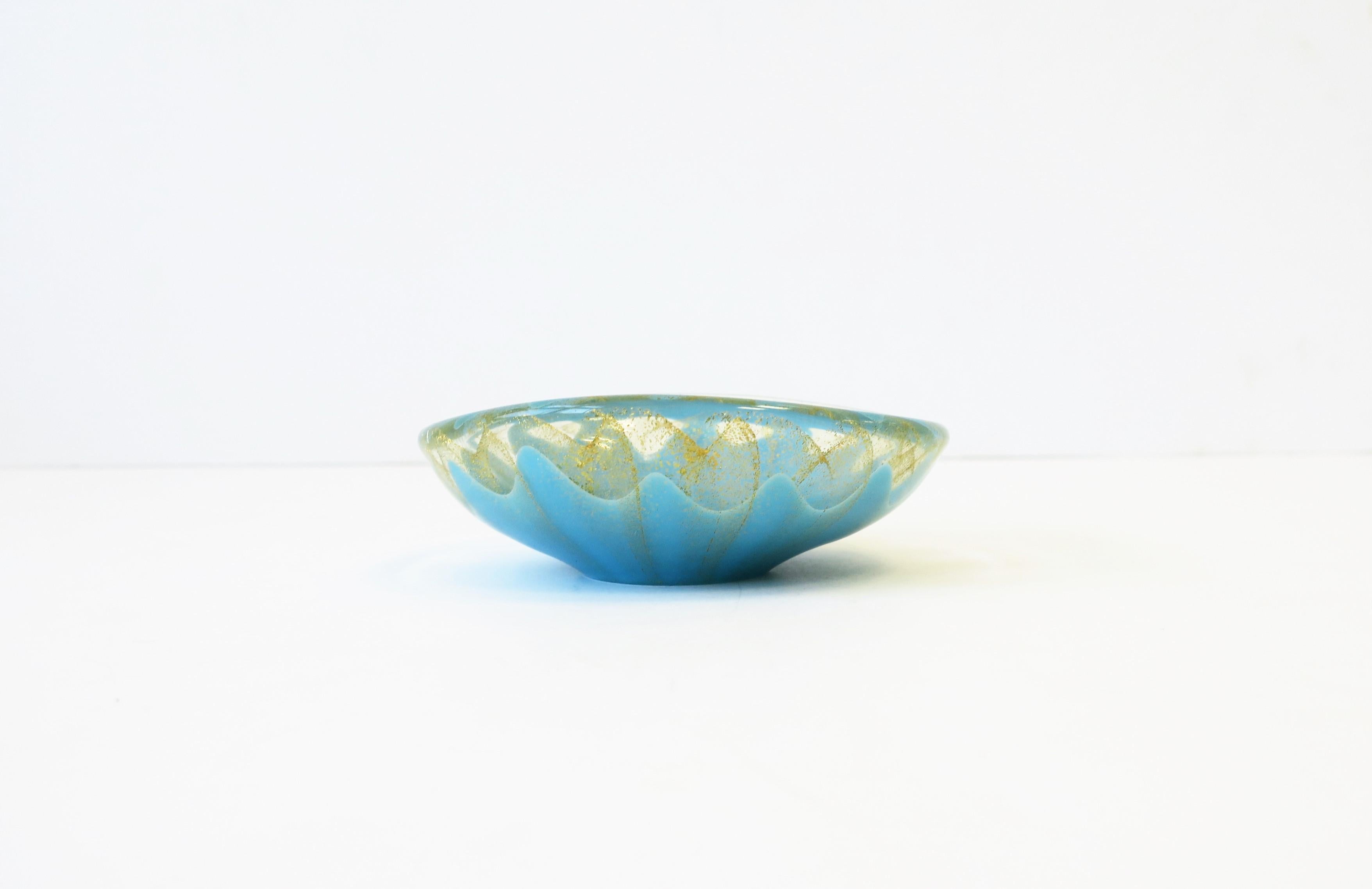 20th Century Italian Murano Gold and Blue Art Glass Bowl For Sale