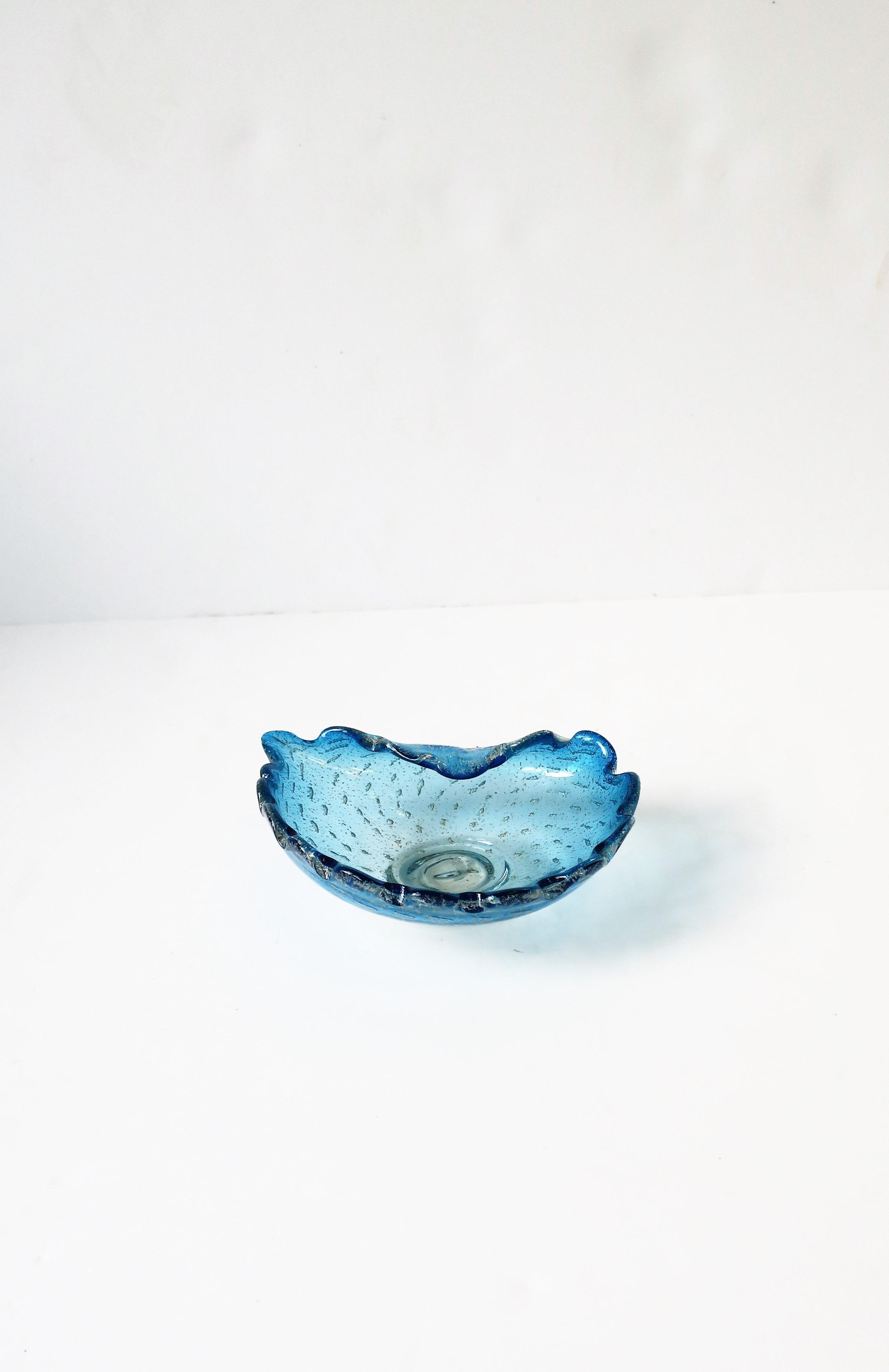 Italian Murano Blue and Silver Art Glass Bowl with Scallop Edge For Sale 6