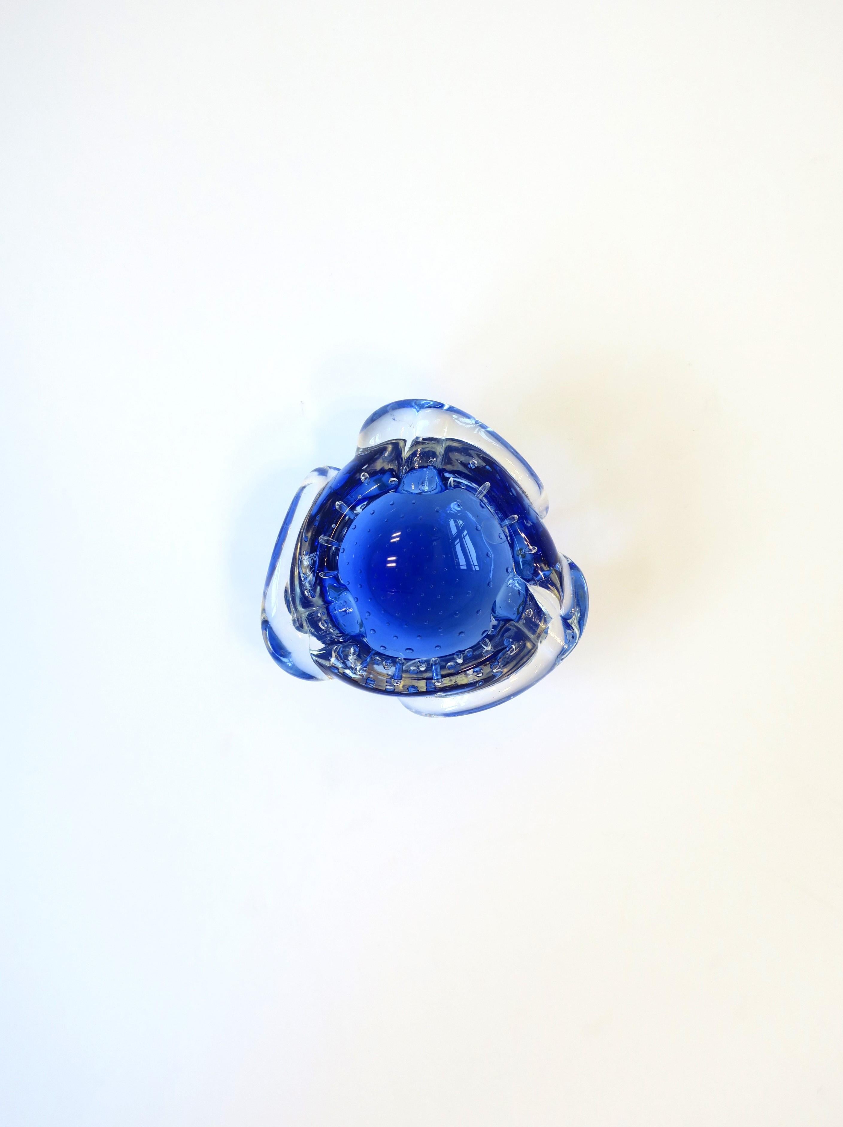 Italian Murano Blue Art Glass Ashtray or Bowl For Sale 3