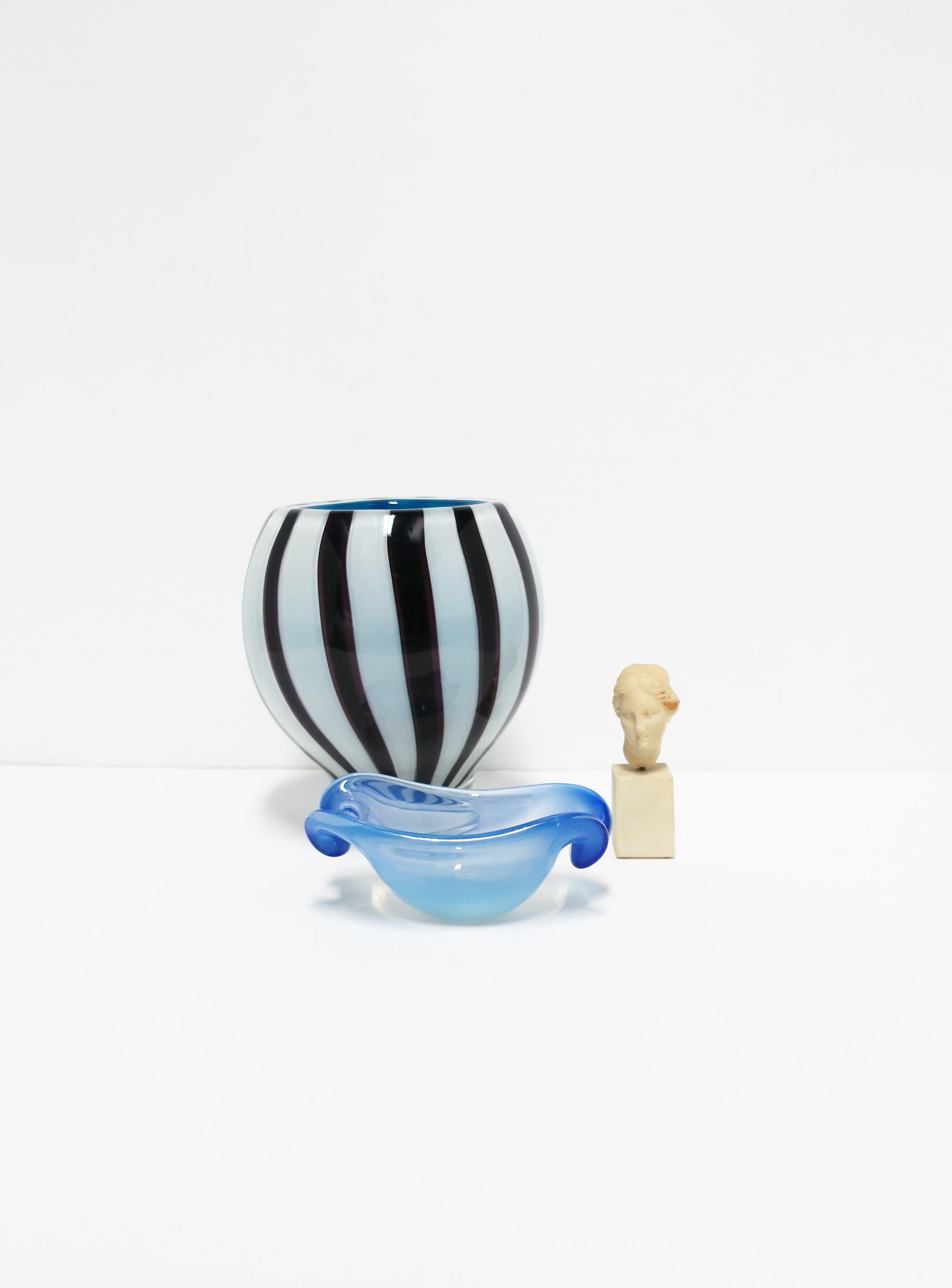 20th Century Italian Murano Blue Opalescent Art Glass Bowl
