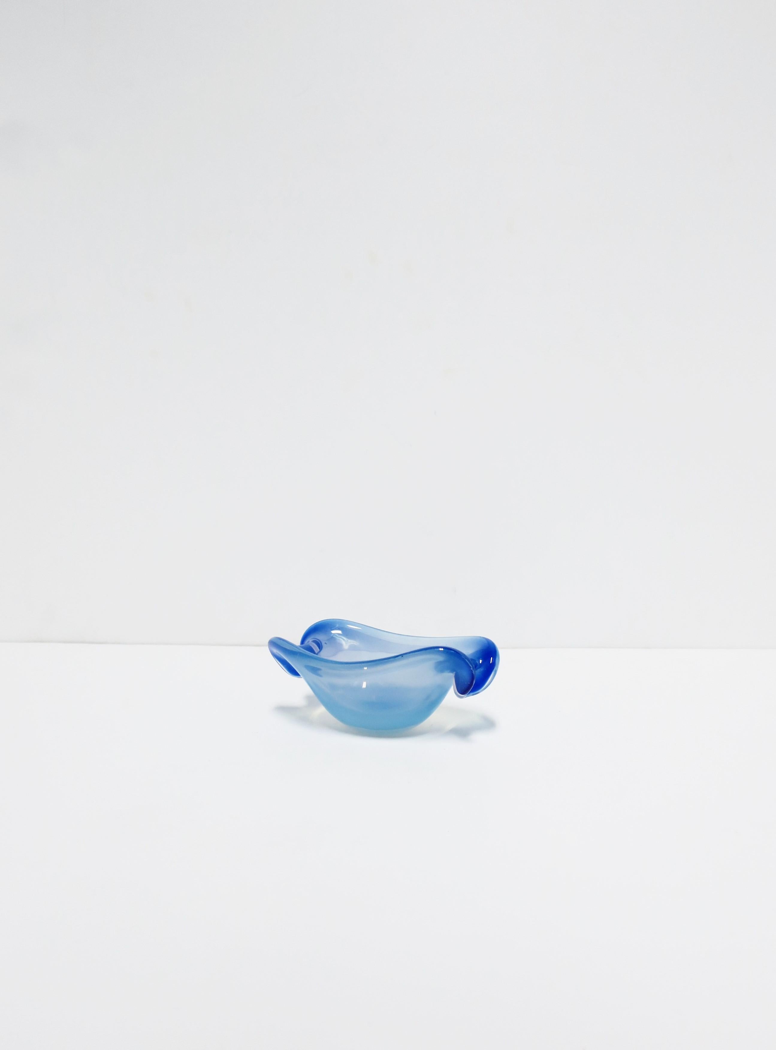 Italian Murano Blue Opalescent Art Glass Bowl 3
