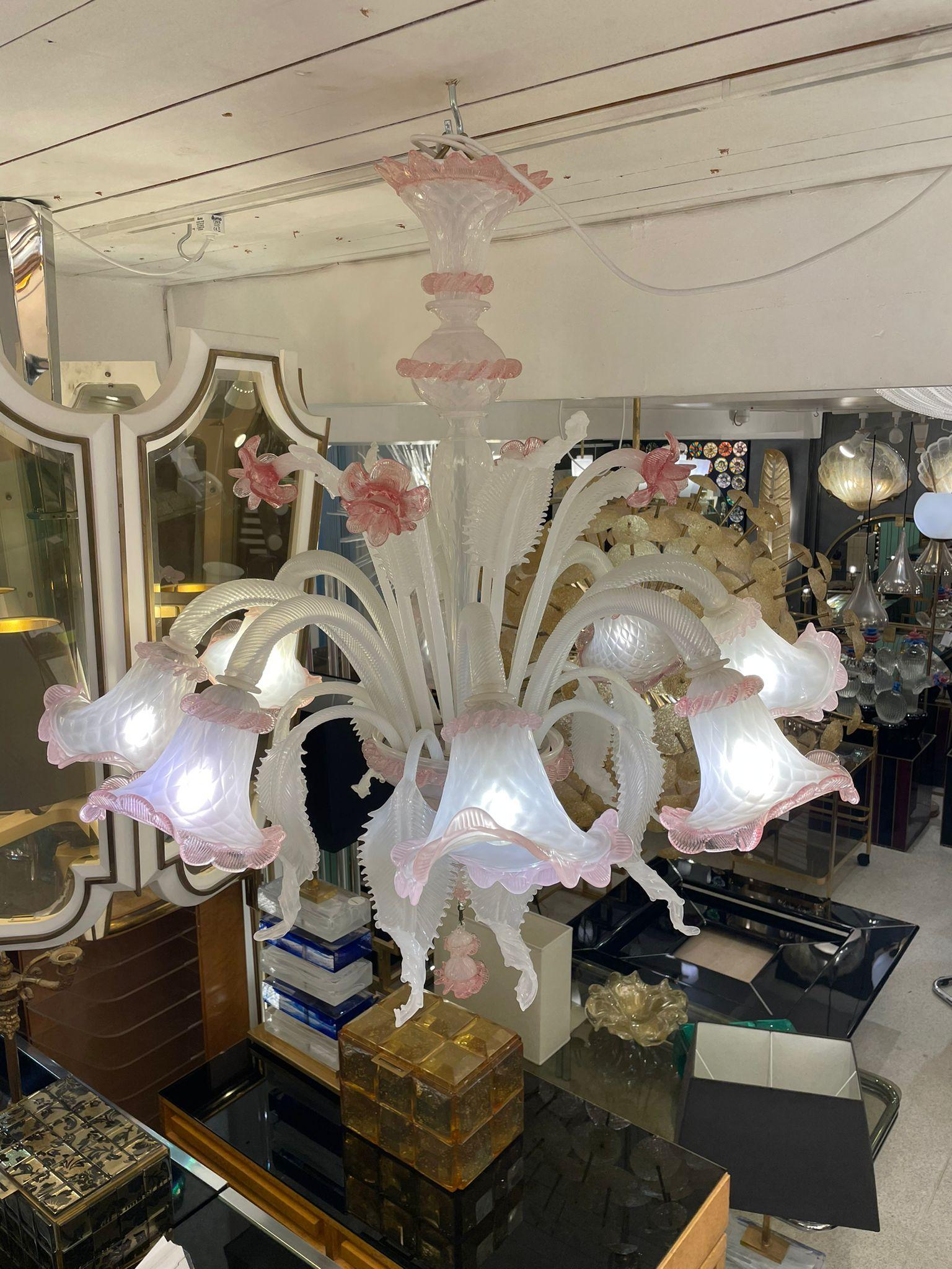 Mid-Century Modern Italian Murano Chandelier 8 Arms, Pink Glass Flowers and Leaves, circa 1960s For Sale
