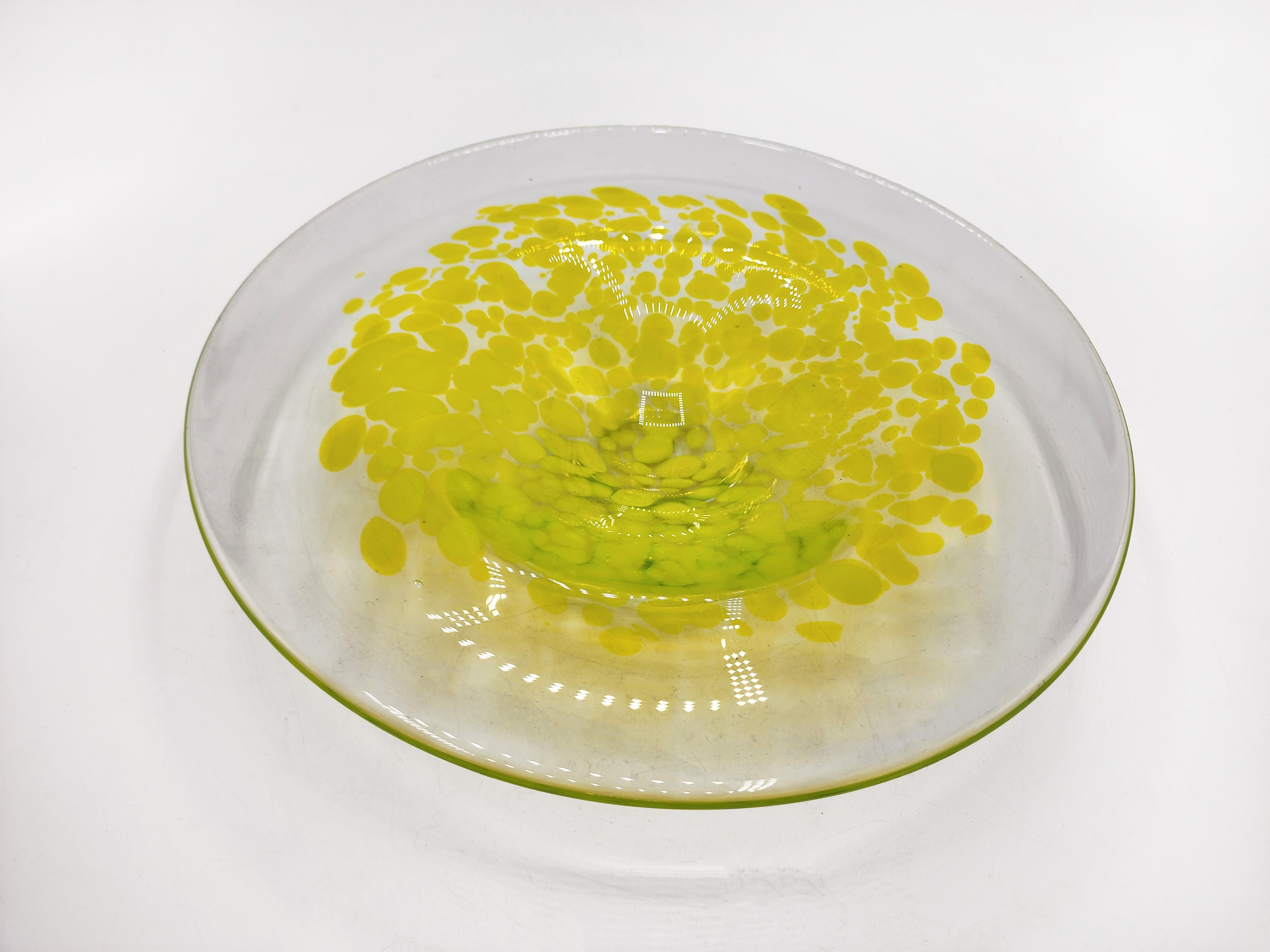 Post-Modern Italian Murano decorative plate from the 1970s For Sale