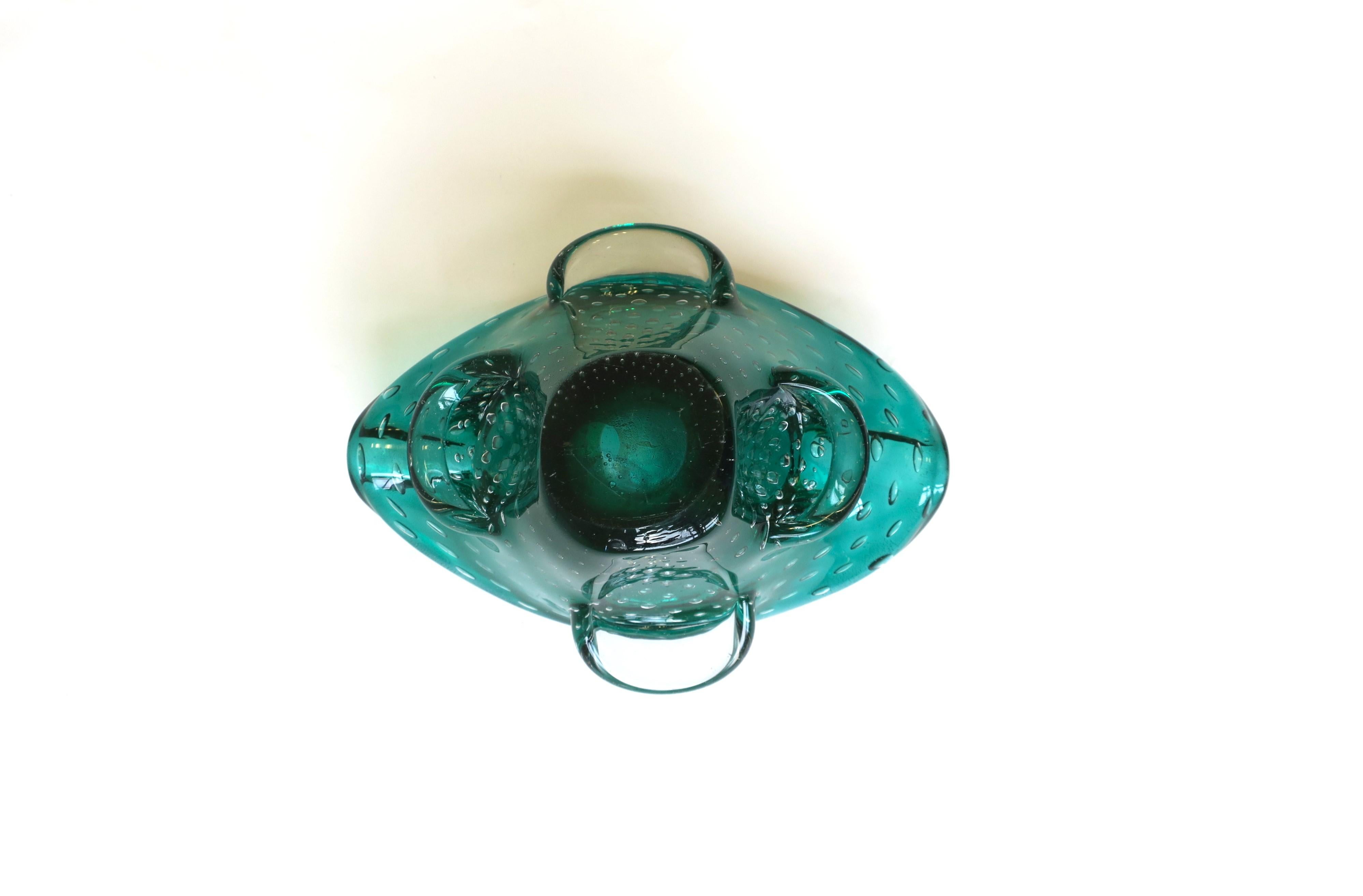 Italian Murano Emerald Green Art Glass Bowl after Seguso, circa 1960s For Sale 10