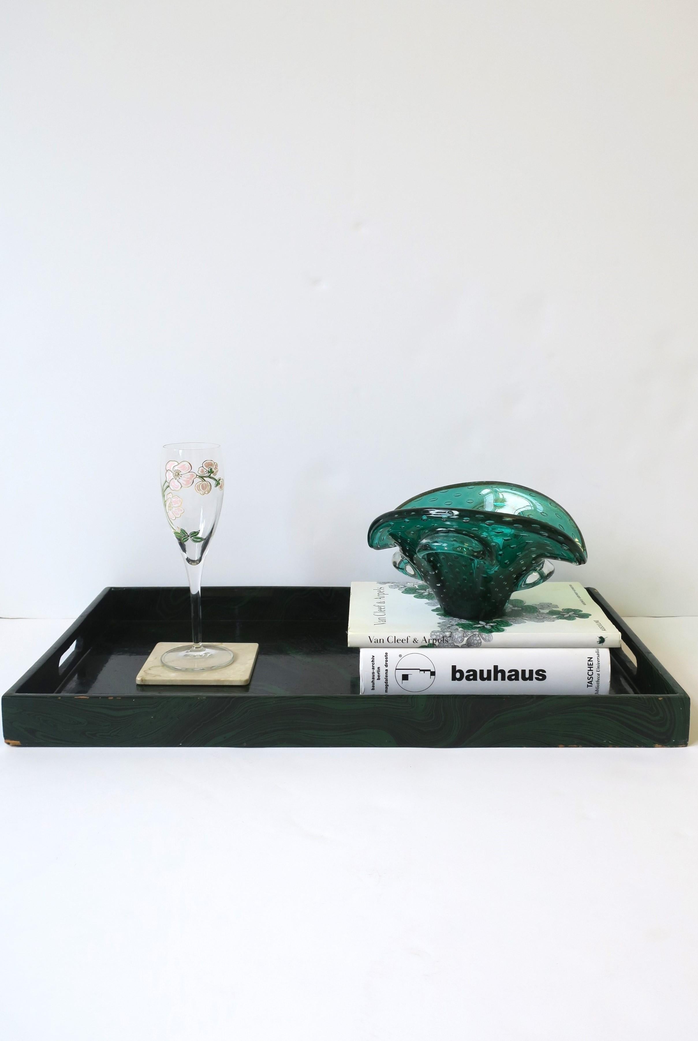 italien Bol en verre d'art de Murano vert émeraude d'après Seguso, vers les années 1960 en vente