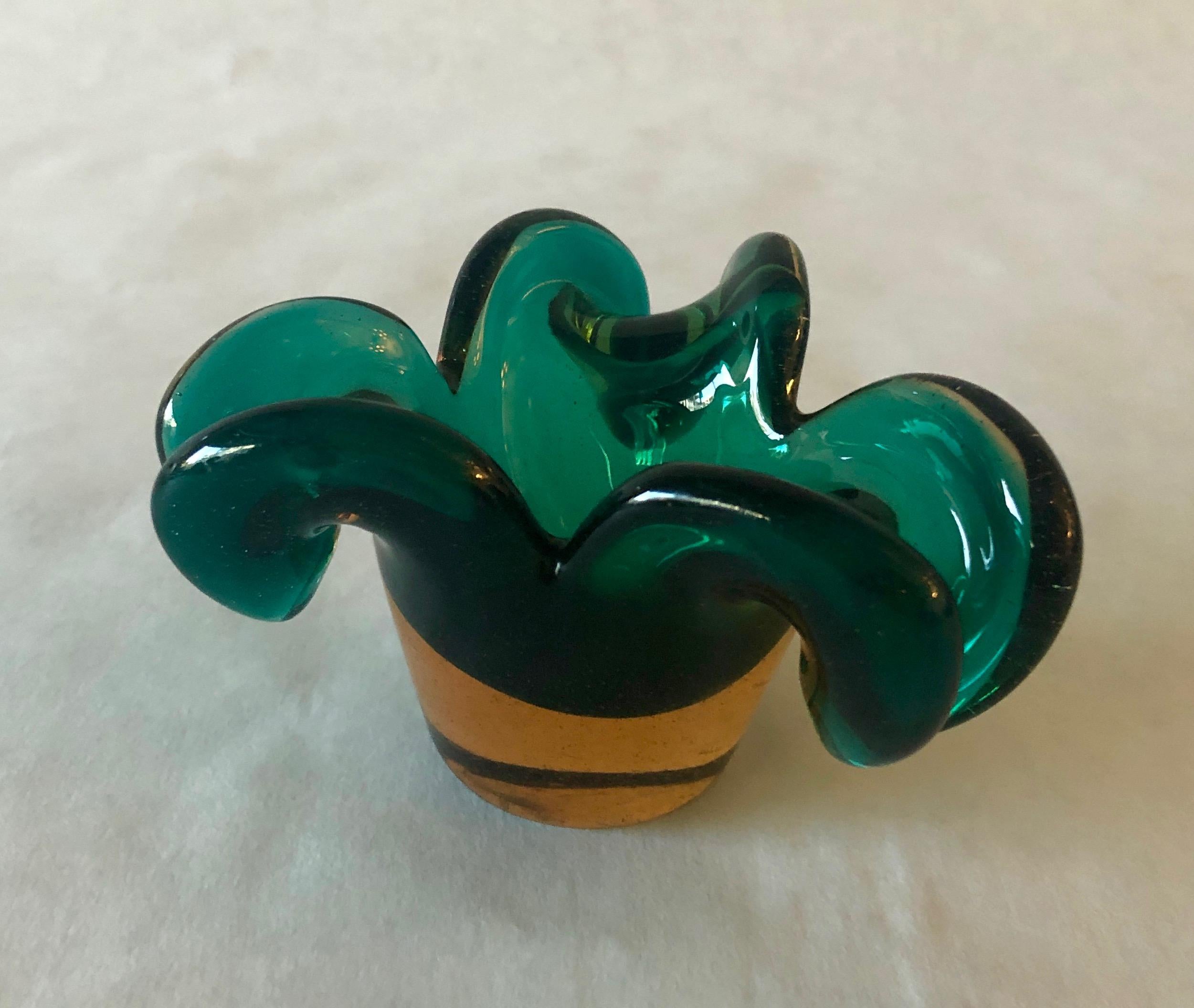 Italian Murano Emerald Green Blown Glass in Floral Shape Vase / Catch-All 8