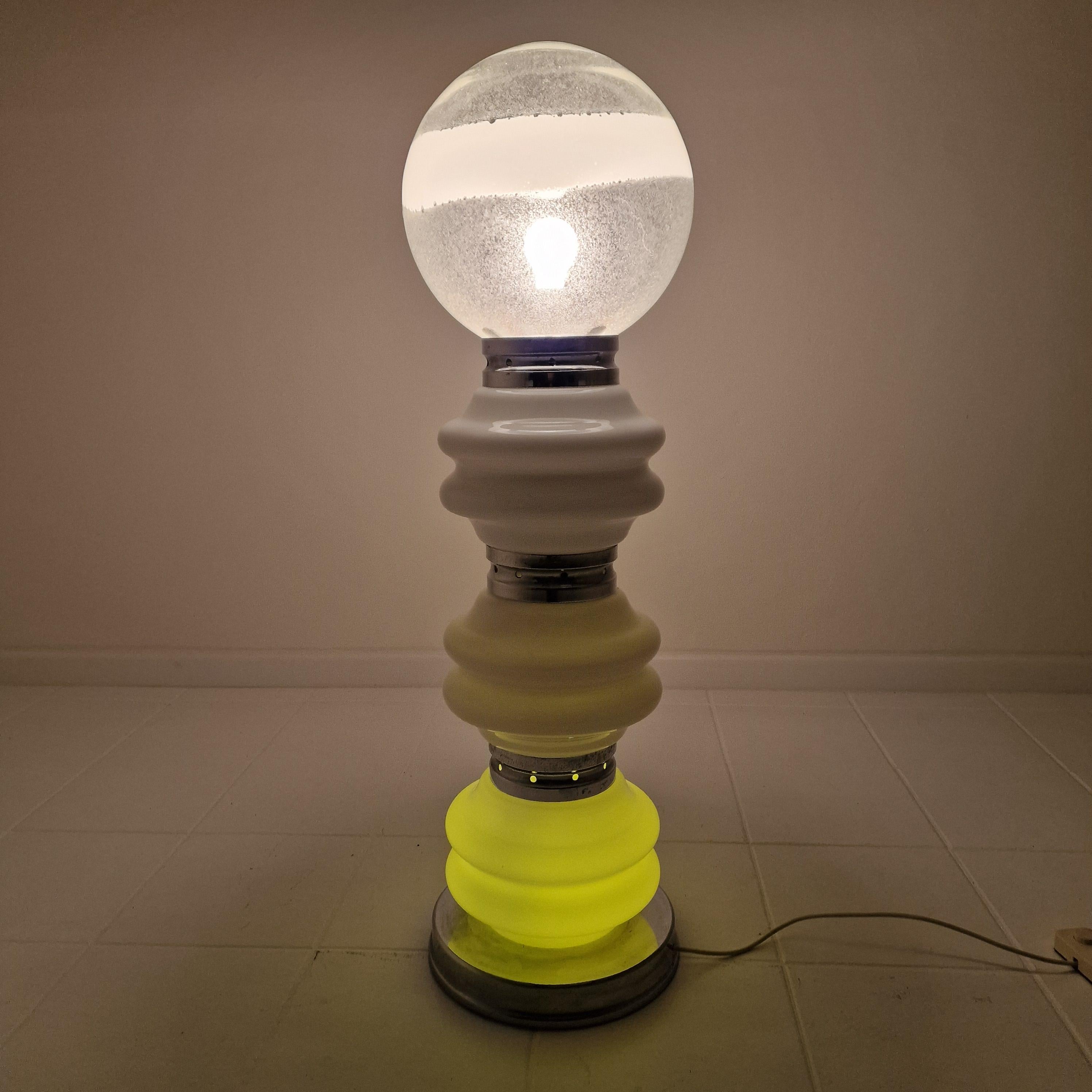 Lámpara de pie italiana de Murano de Carlo Nason en 3 colores Light, años 70 en venta 2
