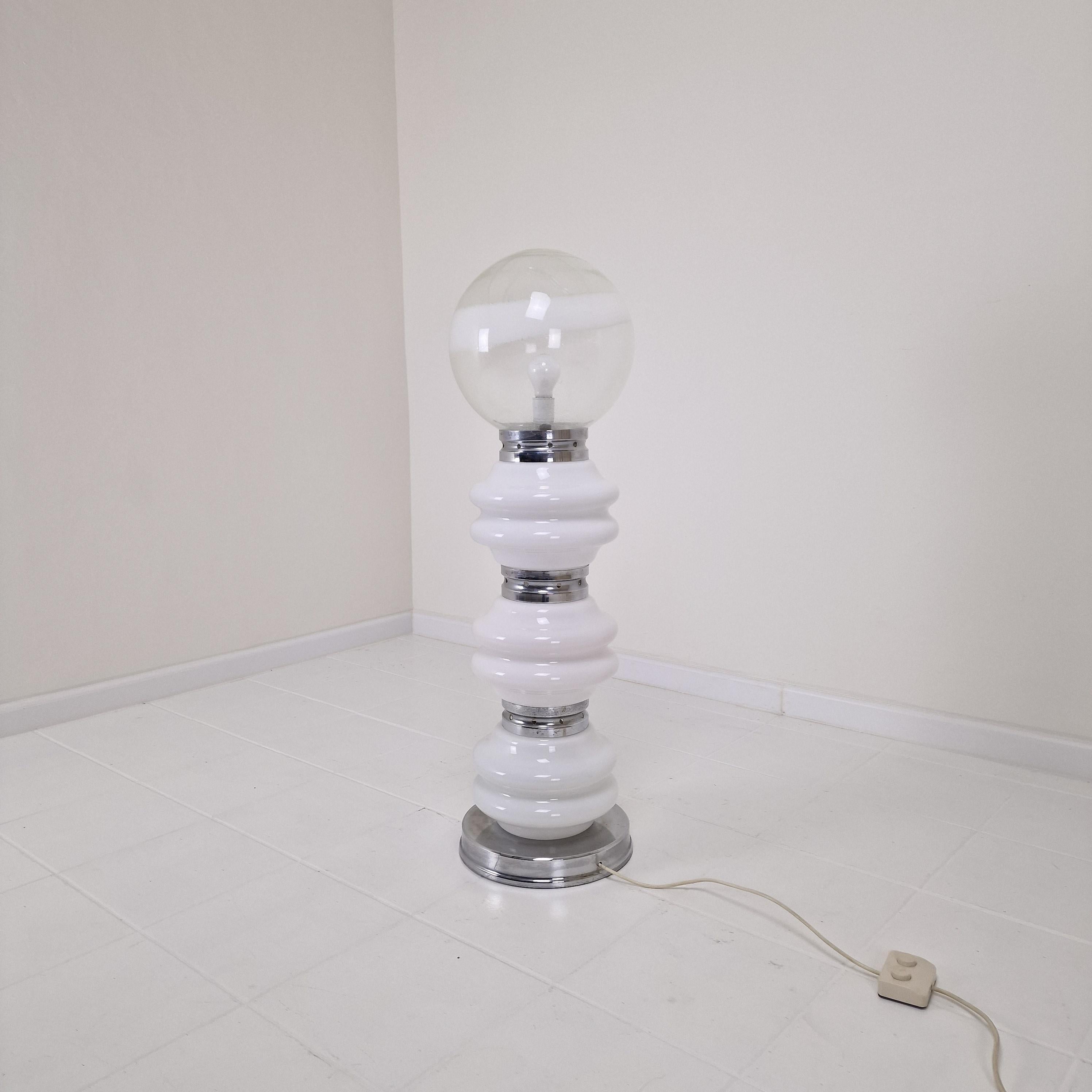 Lámpara de pie italiana de Murano de Carlo Nason en 3 colores Light, años 70 Italiano en venta