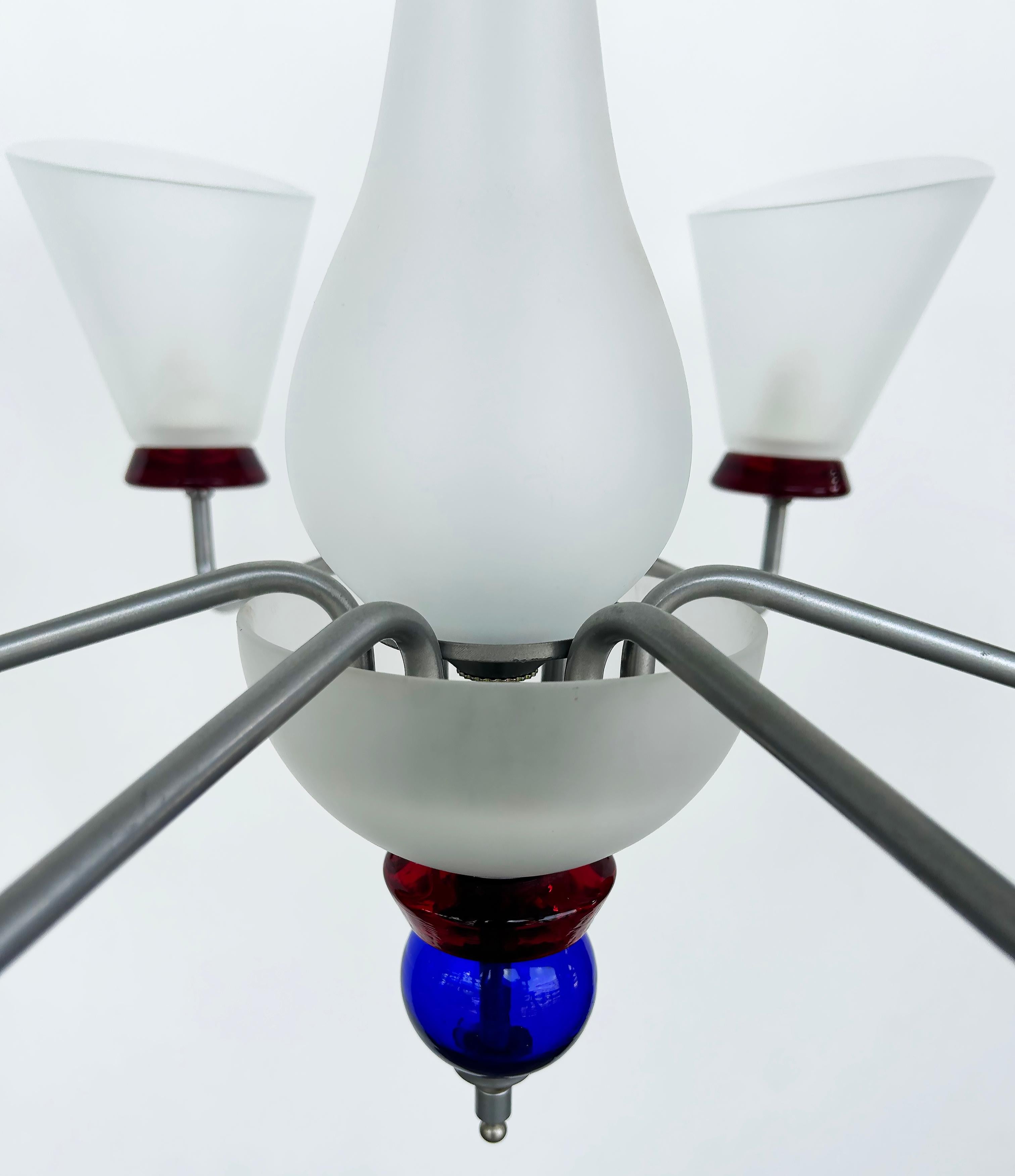Metallo Lampadario a 6 bracci in vetro di Murano, paralumi a cono obliqui in vendita