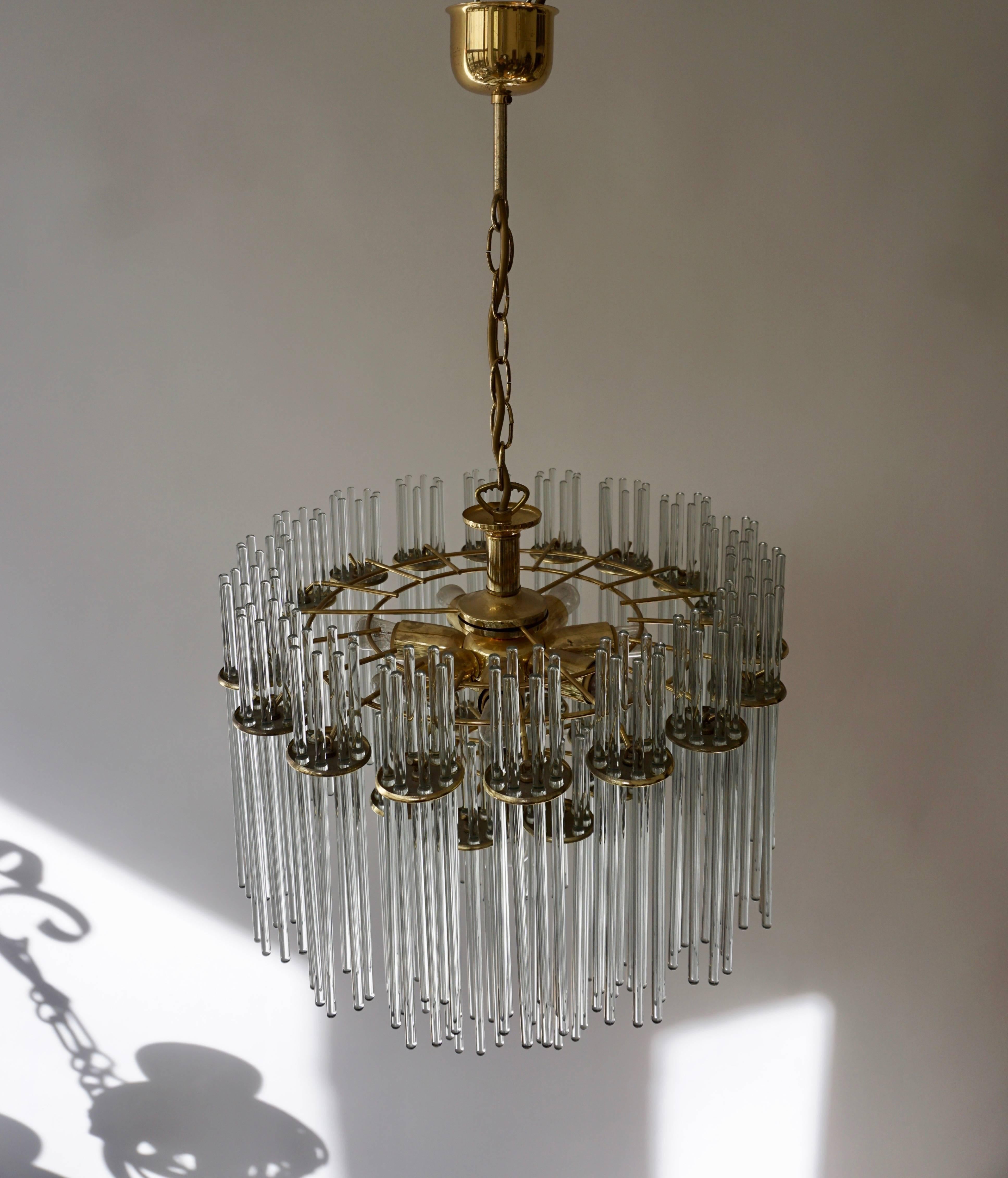Italian Murano Glass and Brass Chandelier For Sale 3