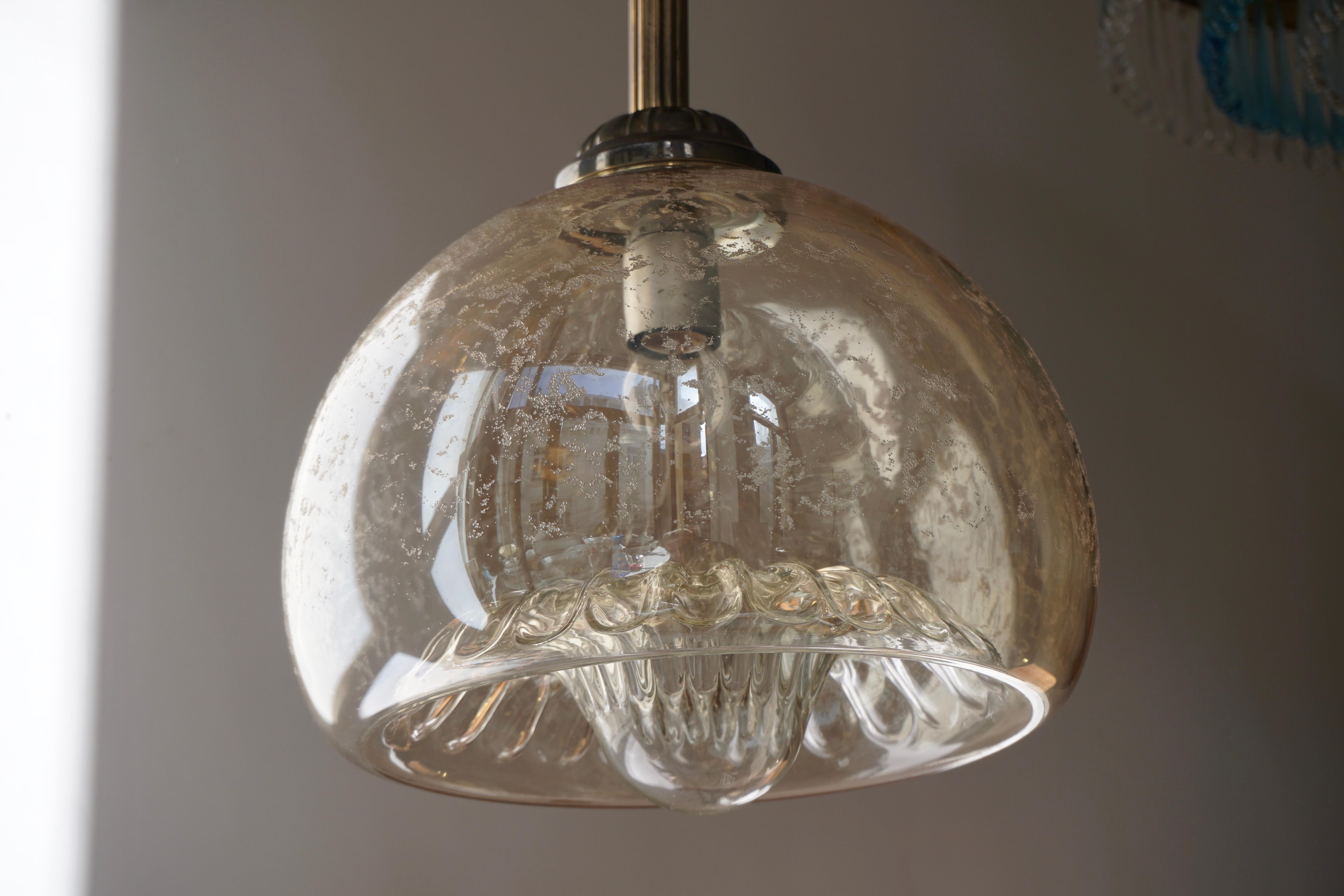 Italian Murano Glass and Brass Pendant Light For Sale 2