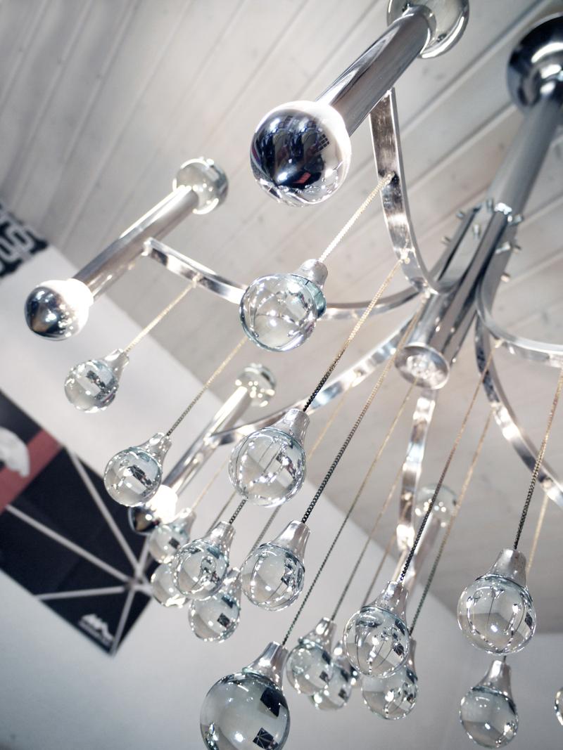 Mid-Century Modern Italian Murano Glass and Chrome Chandelier by Sciolari For Sale