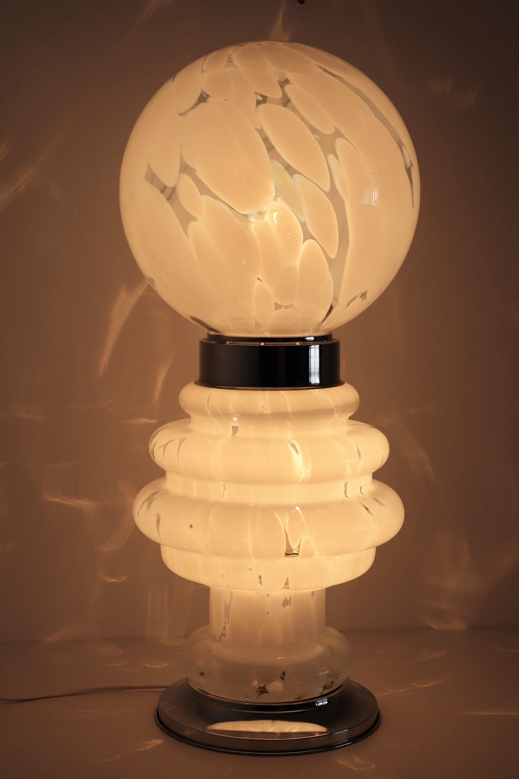 Lampe de table ou lampadaire Pop Art italienne en verre de Murano et chrome, 1970 en vente 1