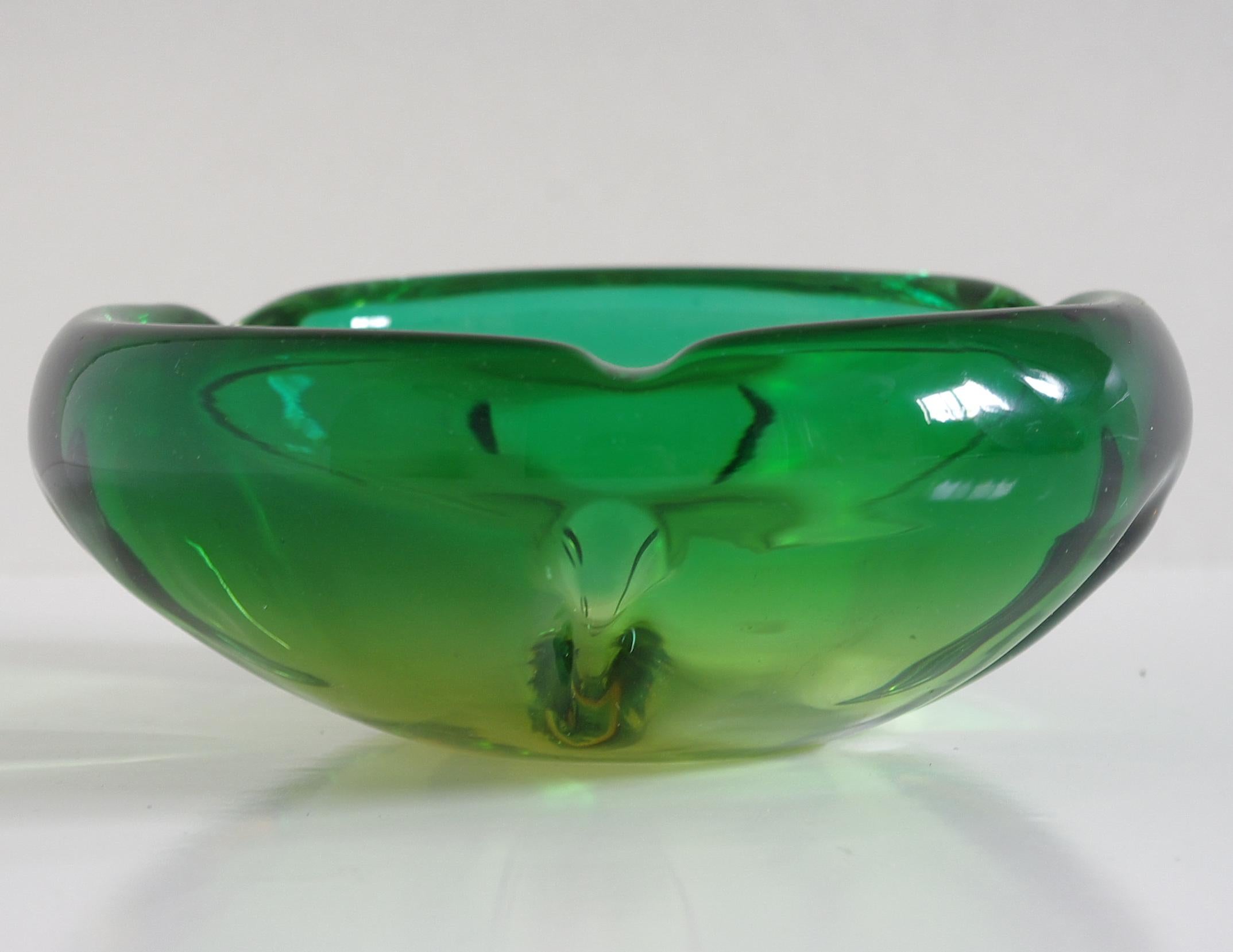 Italian green and amber ashtray or bowl.
This piece is a great addition to your Christmas and holiday home decor and would be a unique gift!!!