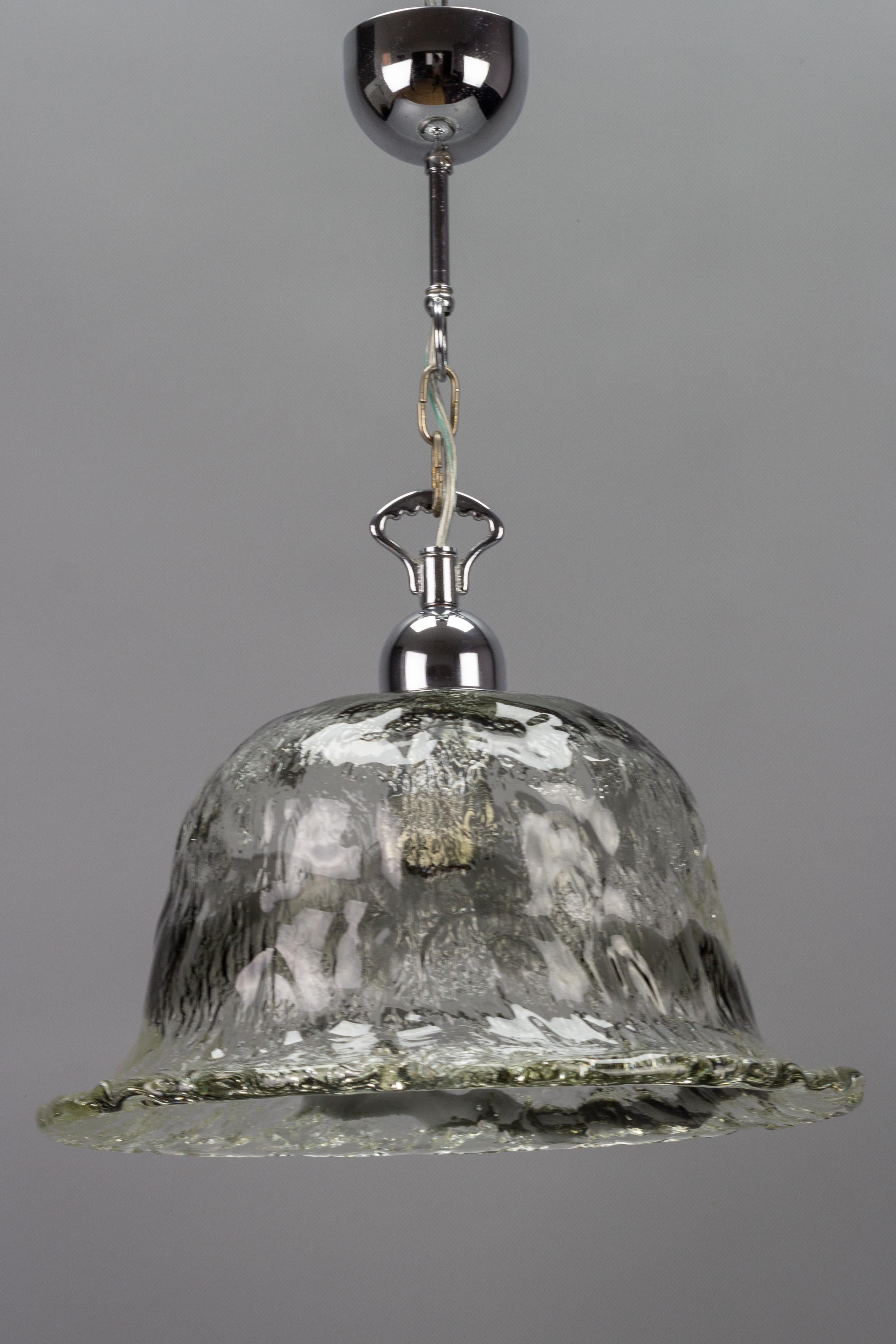 Italian Murano Glass Bell-Shaped Iced Glass and Chrome Pendant Light, 1970s For Sale 4