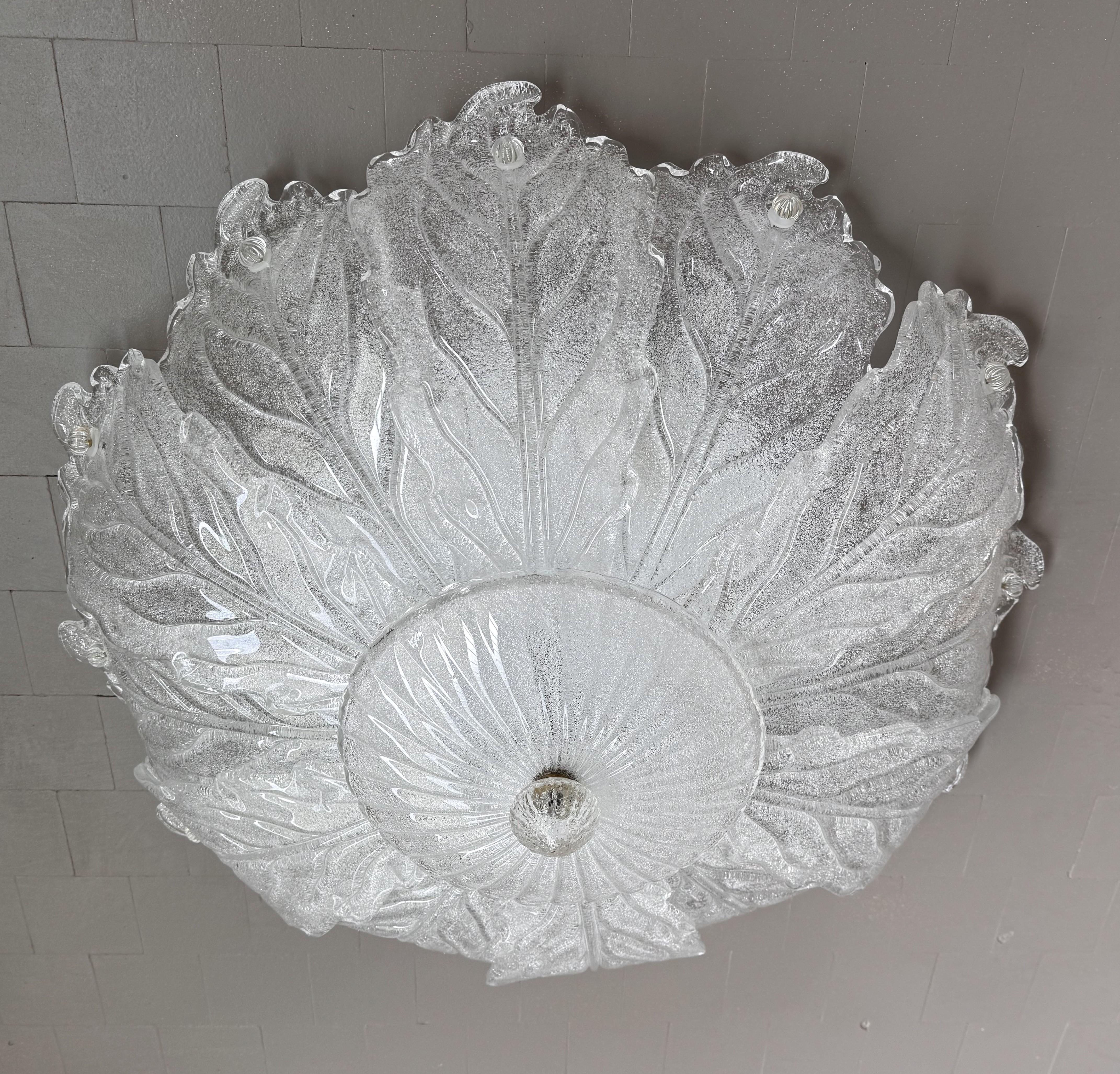 Italienischer Murano Glas Big Size Flush Mount Kronleuchter, 1970er Jahre (20. Jahrhundert) im Angebot