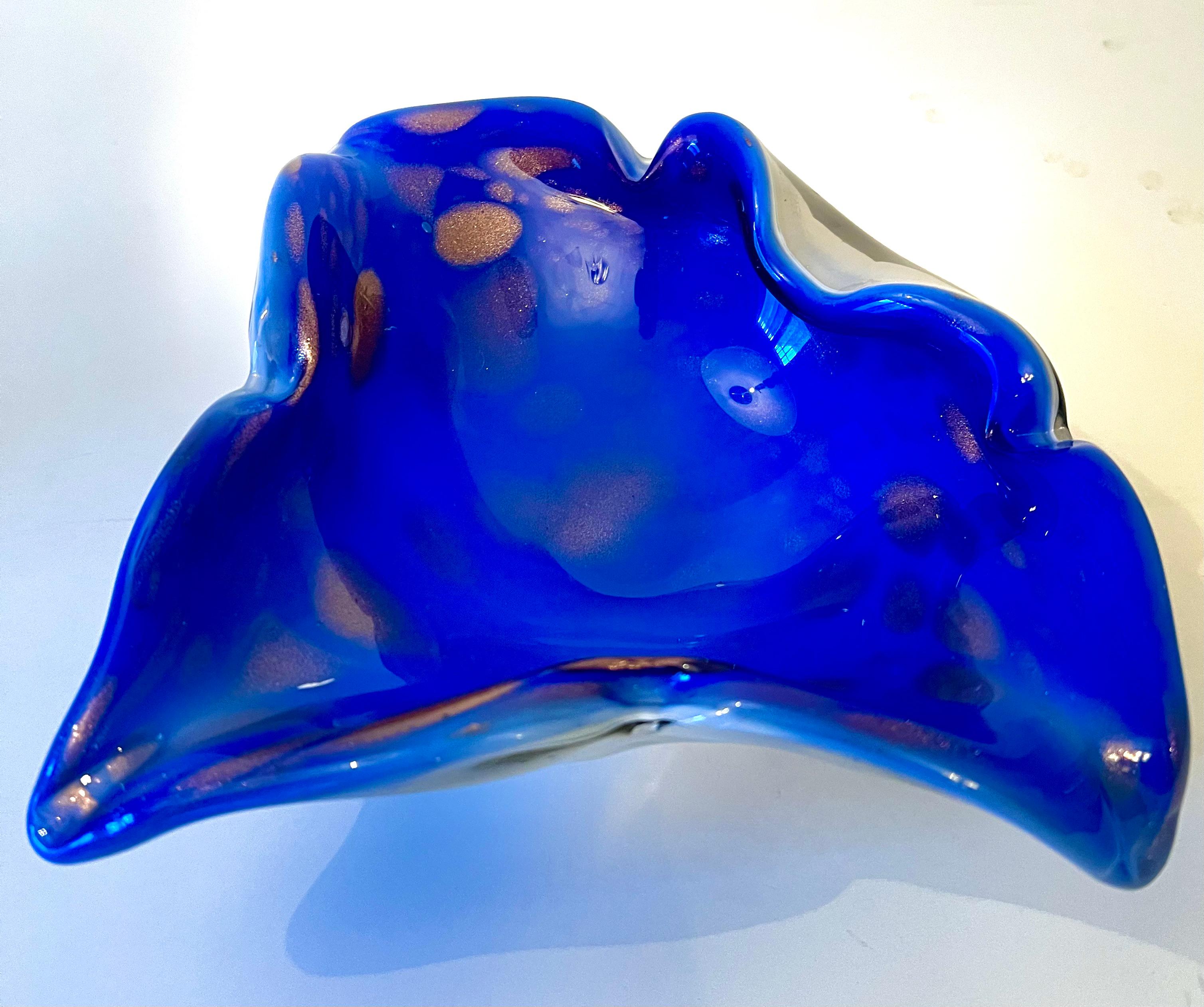 Italian Sommerso Murano Glass Bowl Ashtray in Brilliant Blue with Gold Flecks For Sale 4