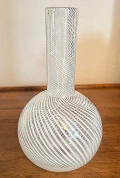 Jarrón italiano para capullos de cristal de Murano con técnica de cinta de cristal