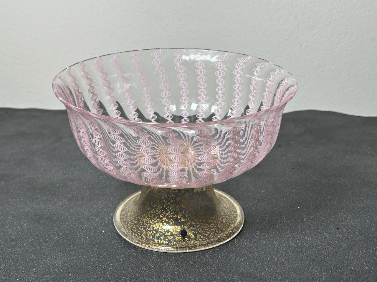 Italian Murano Glass Centerpiece Cup by Paolo Venini For Sale 5