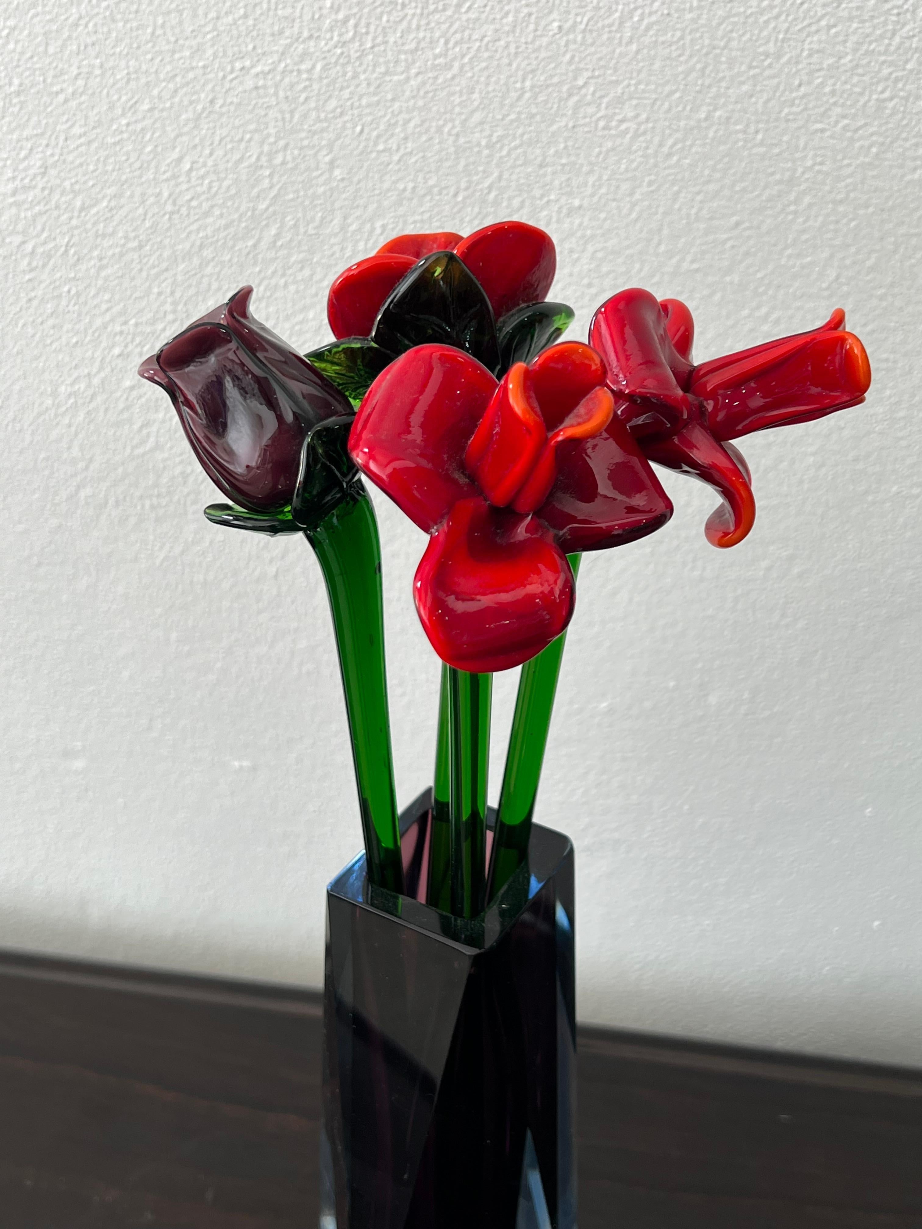 Italian Murano Glass Coloured Flowers, 1970s In Good Condition In Byron Bay, NSW