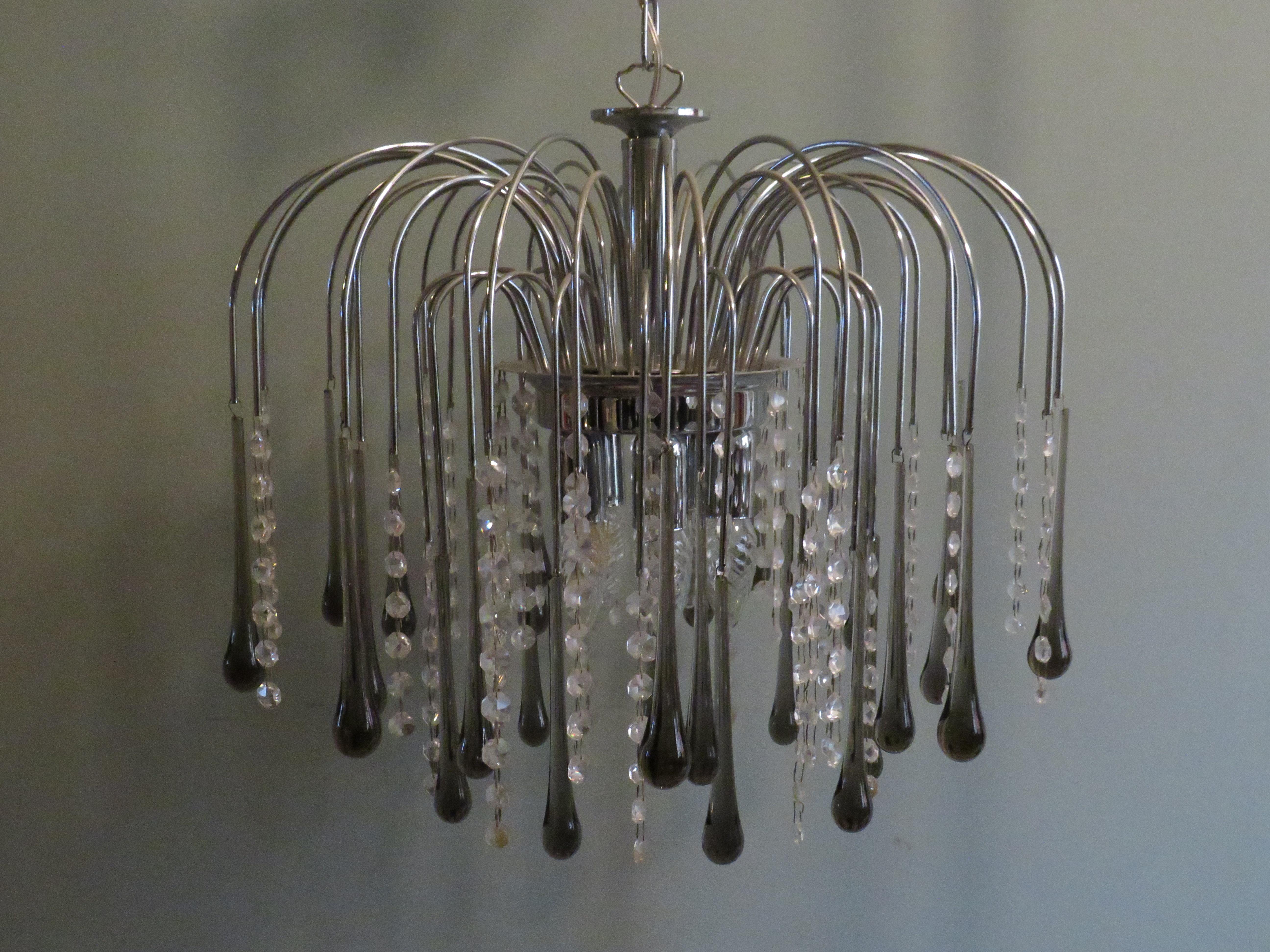 Italian Murano Glass Drop Waterfall Chandelier, 1960 In Good Condition For Sale In Herentals, BE