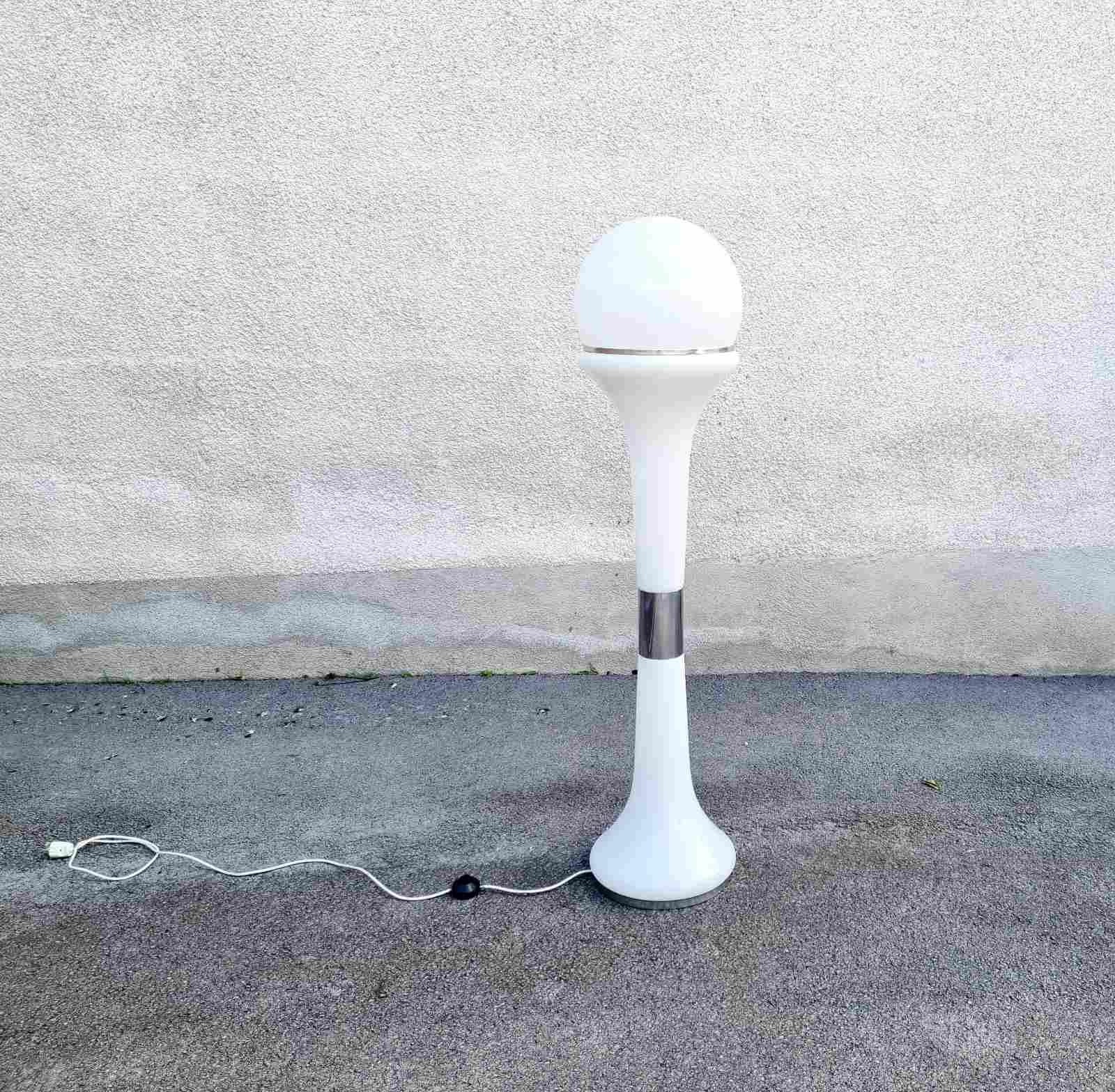 Italian Murano Glass Floor Lamp by Carlo Nason, Italy 70s In Good Condition For Sale In Lucija, SI