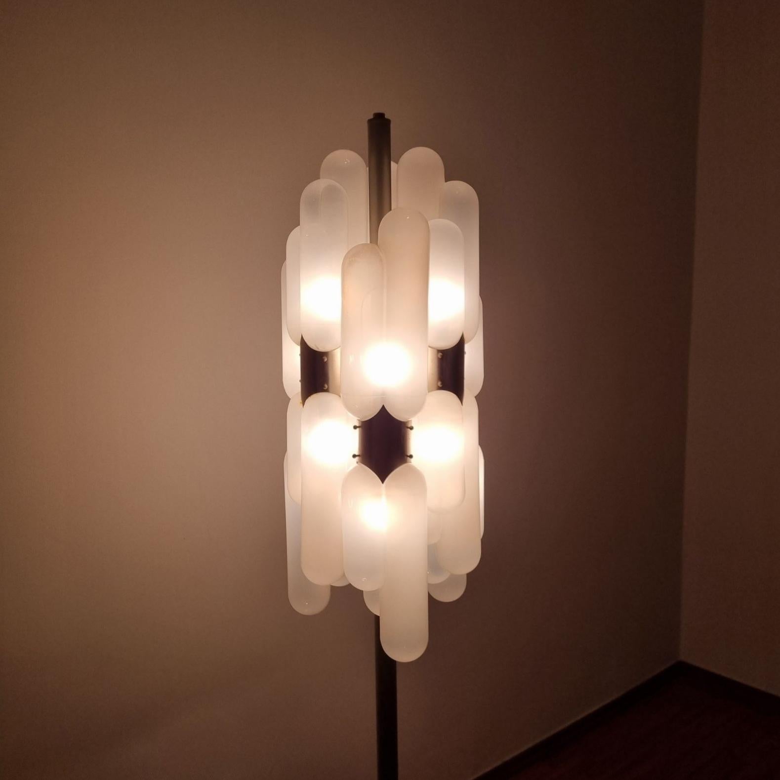 Italian Murano Glass Floor Lamp Torpedo by Carlo Nason for Mazzega, Italy 70s 3
