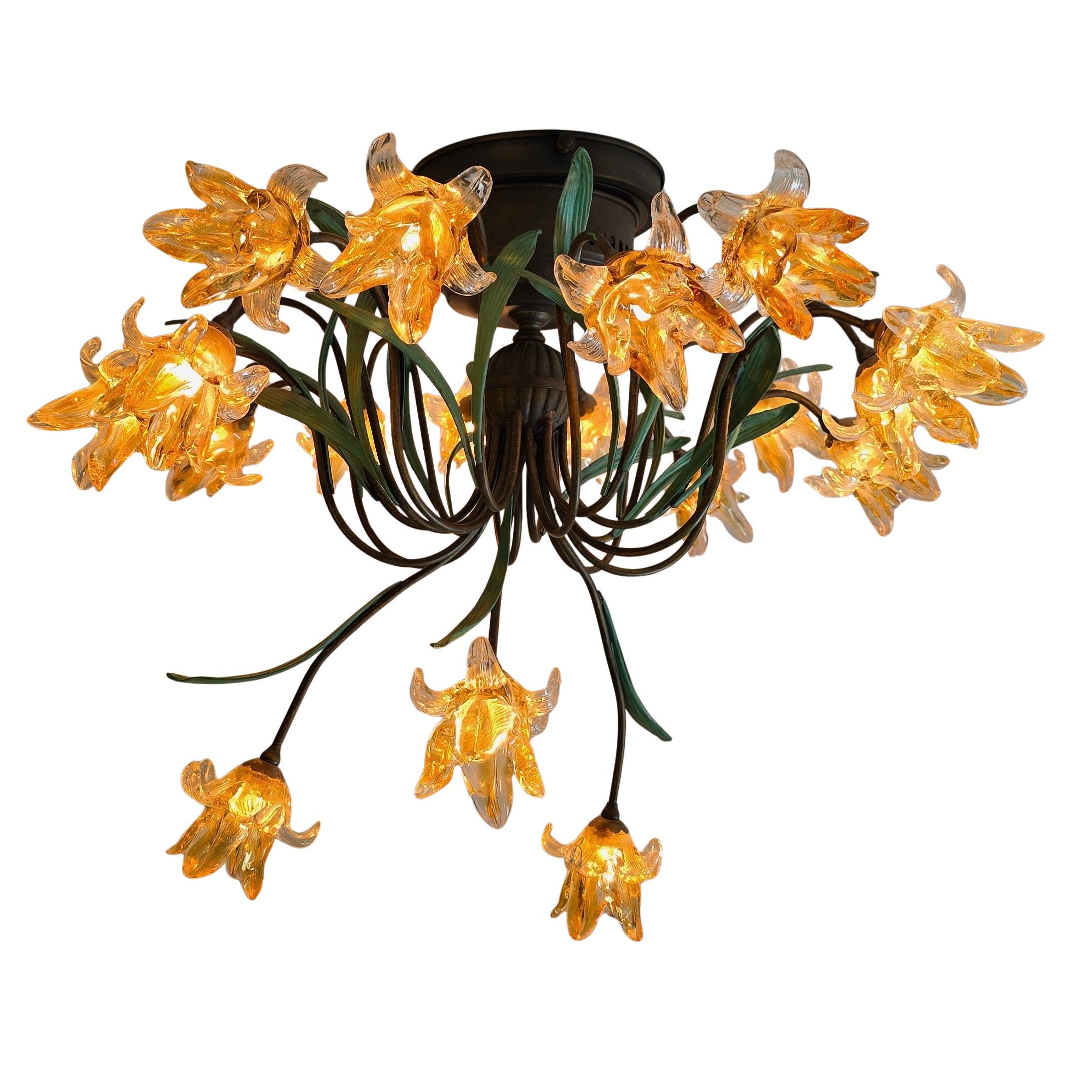 Lámpara de araña semiesférica italiana estilo Murano con 19 flores de cristal en venta 1