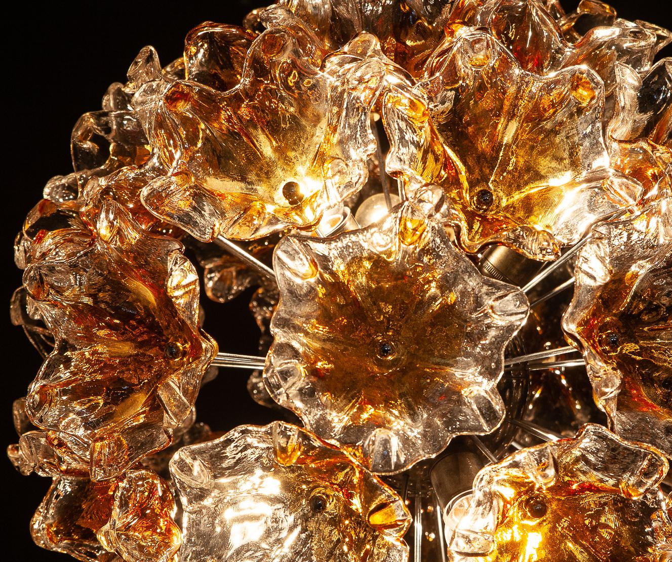 Italian Murano Glass Flowers Sputnik Chandelier by Mazzega, 1960 6