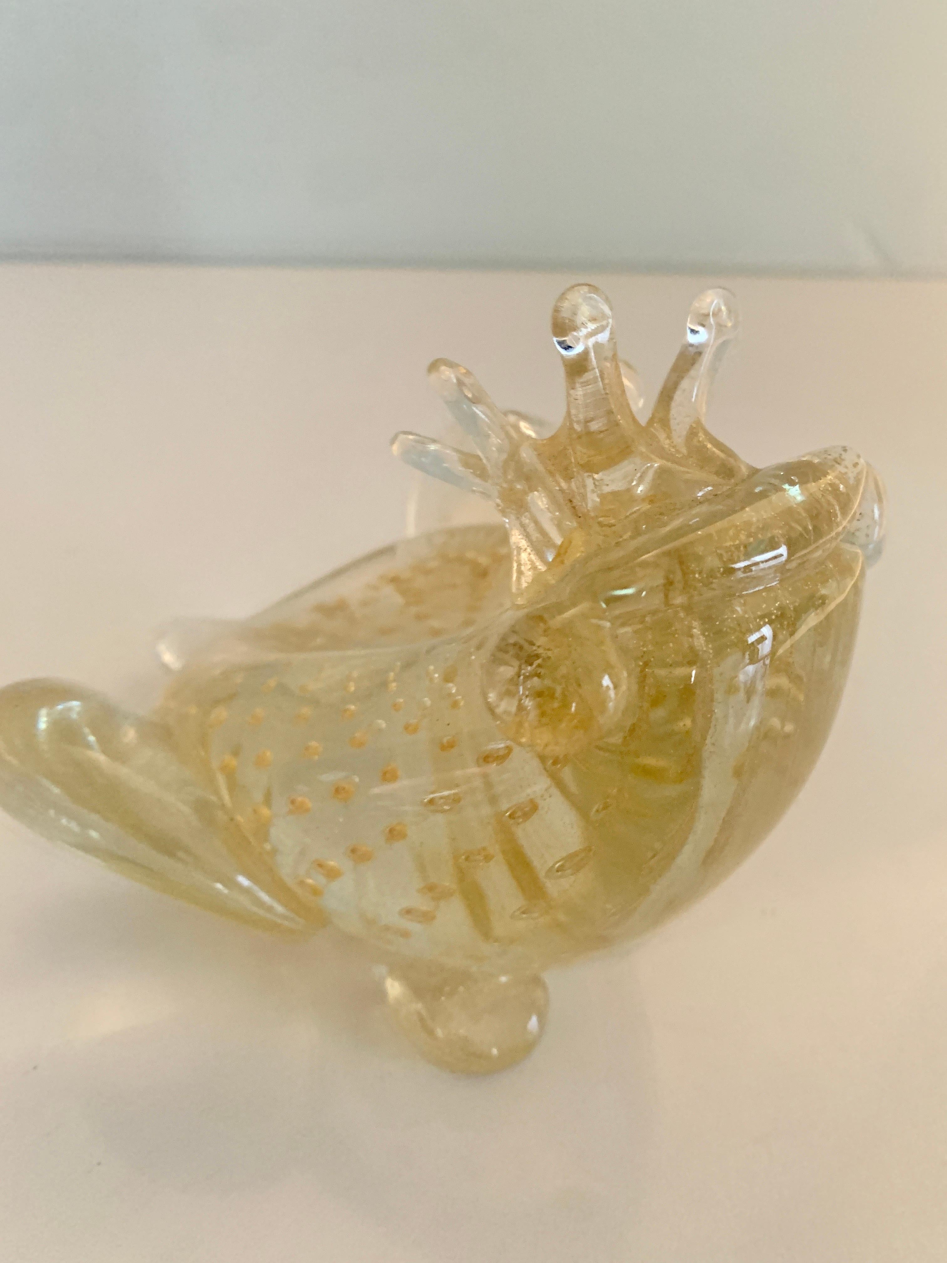 Italian Murano Glass Frog Wearing a Crown with Gold Fleck In Good Condition In Los Angeles, CA