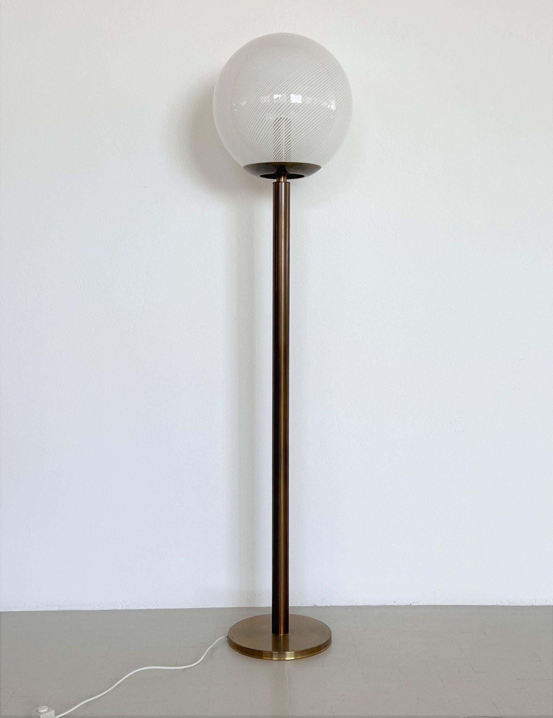 Hand-Crafted Italian Murano Glass Globe and Brass Floor Lamp, 1970s For Sale