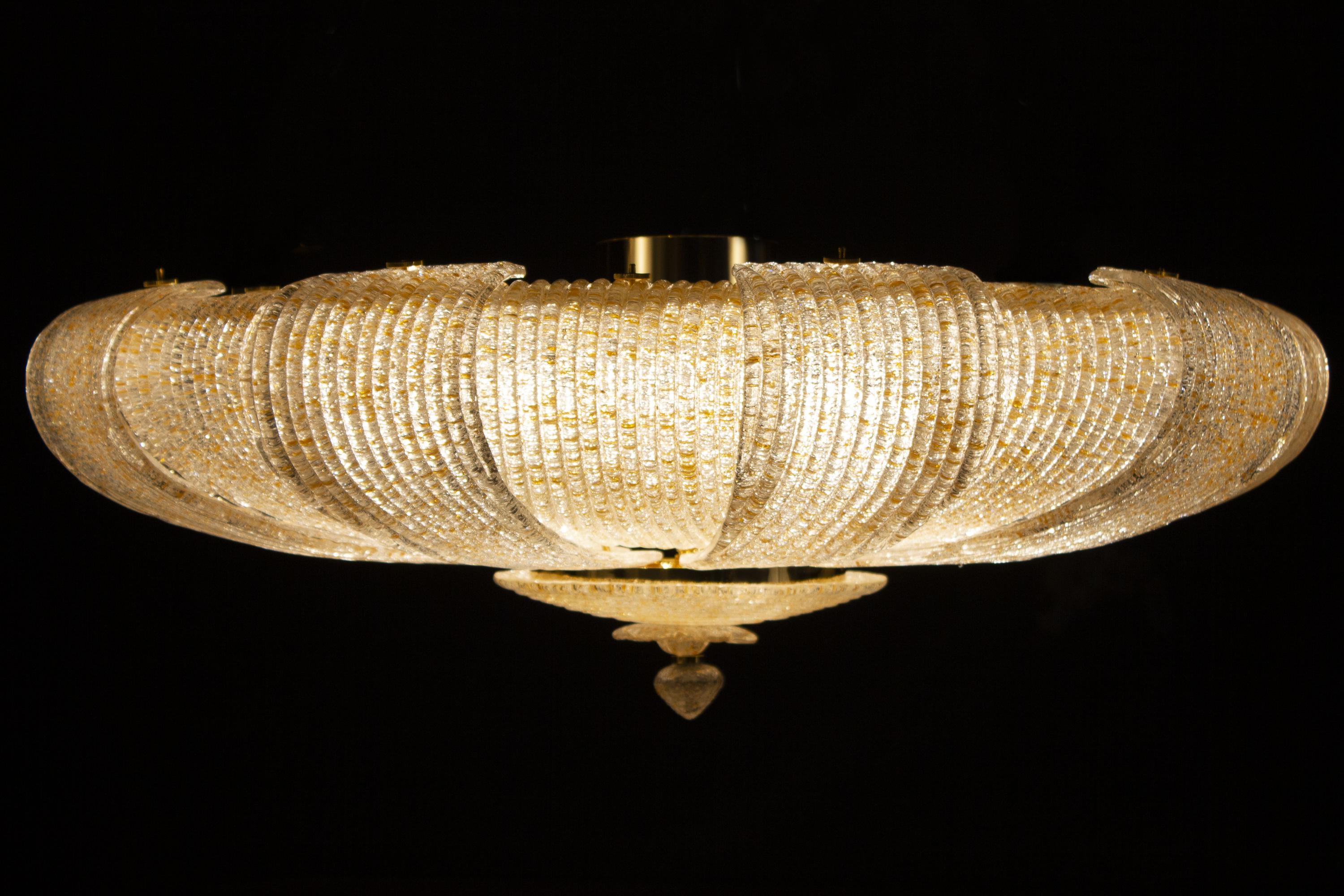 Plafonnier moderne en verre italien de Murano à feuilles d'or en vente 8