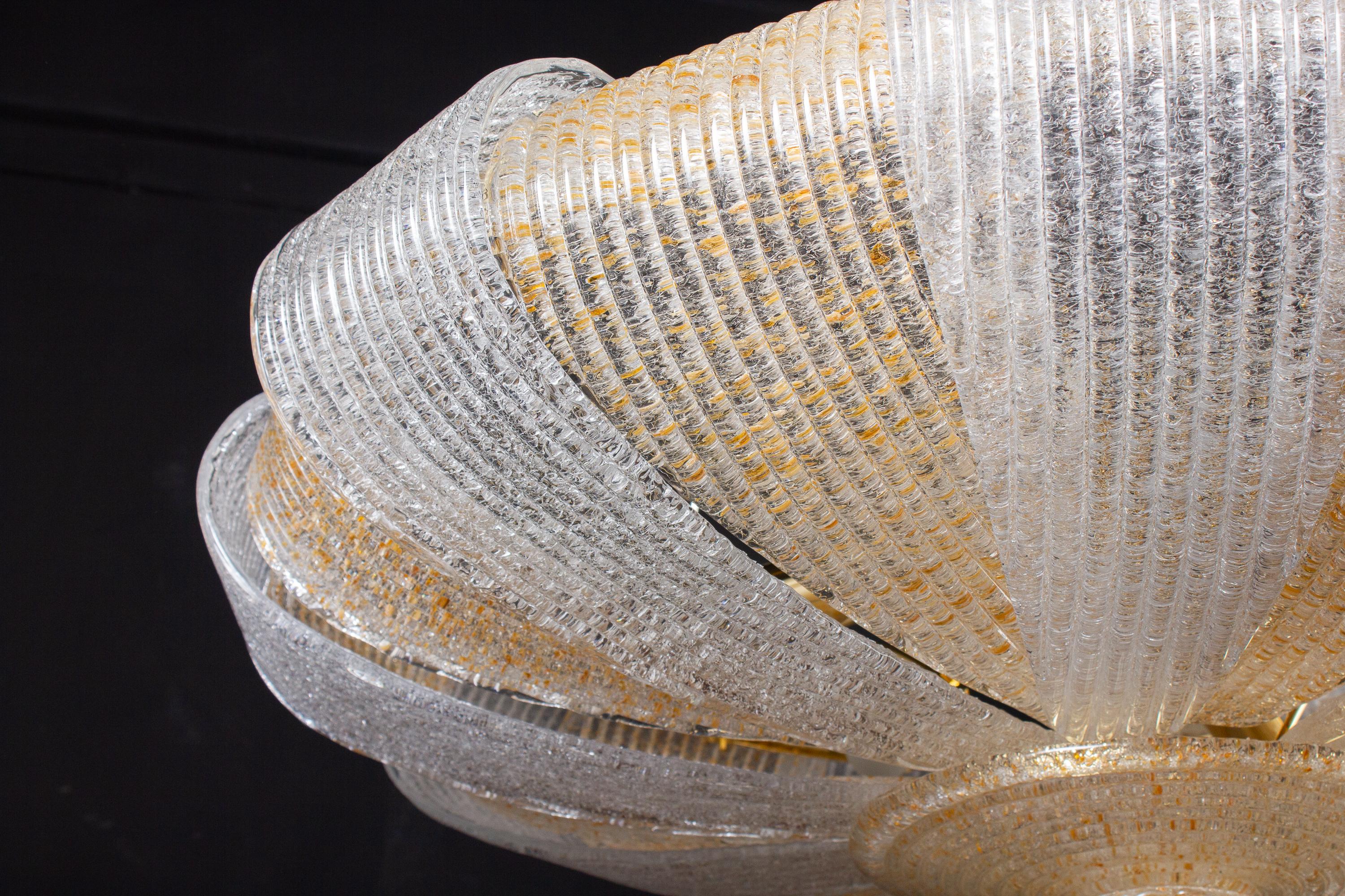 Plafonnier moderne en verre italien de Murano à feuilles d'or en vente 8