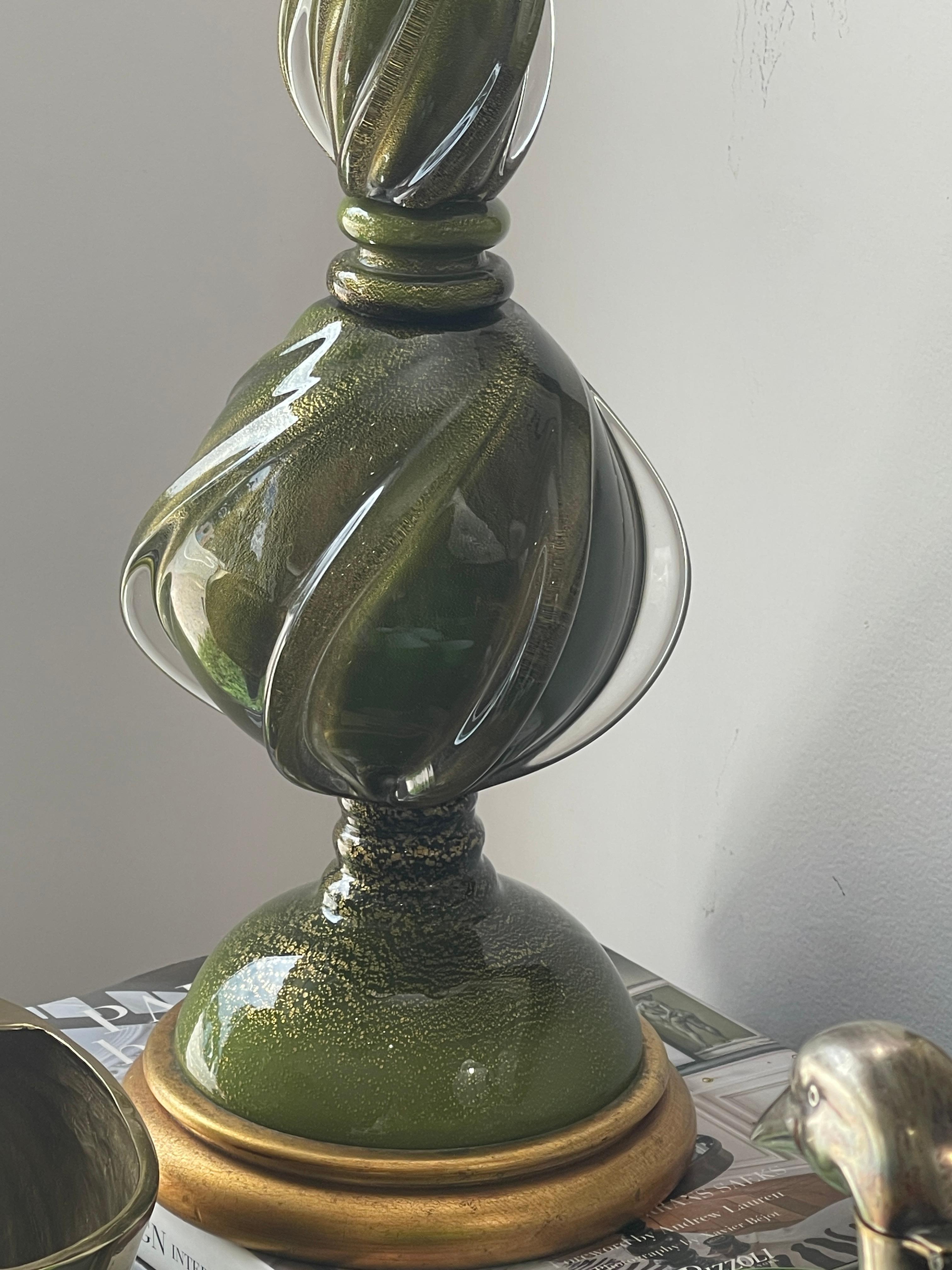 Italian Murano Glass Lamps In Green & Gold, 1950s  A-Pair For Sale 3