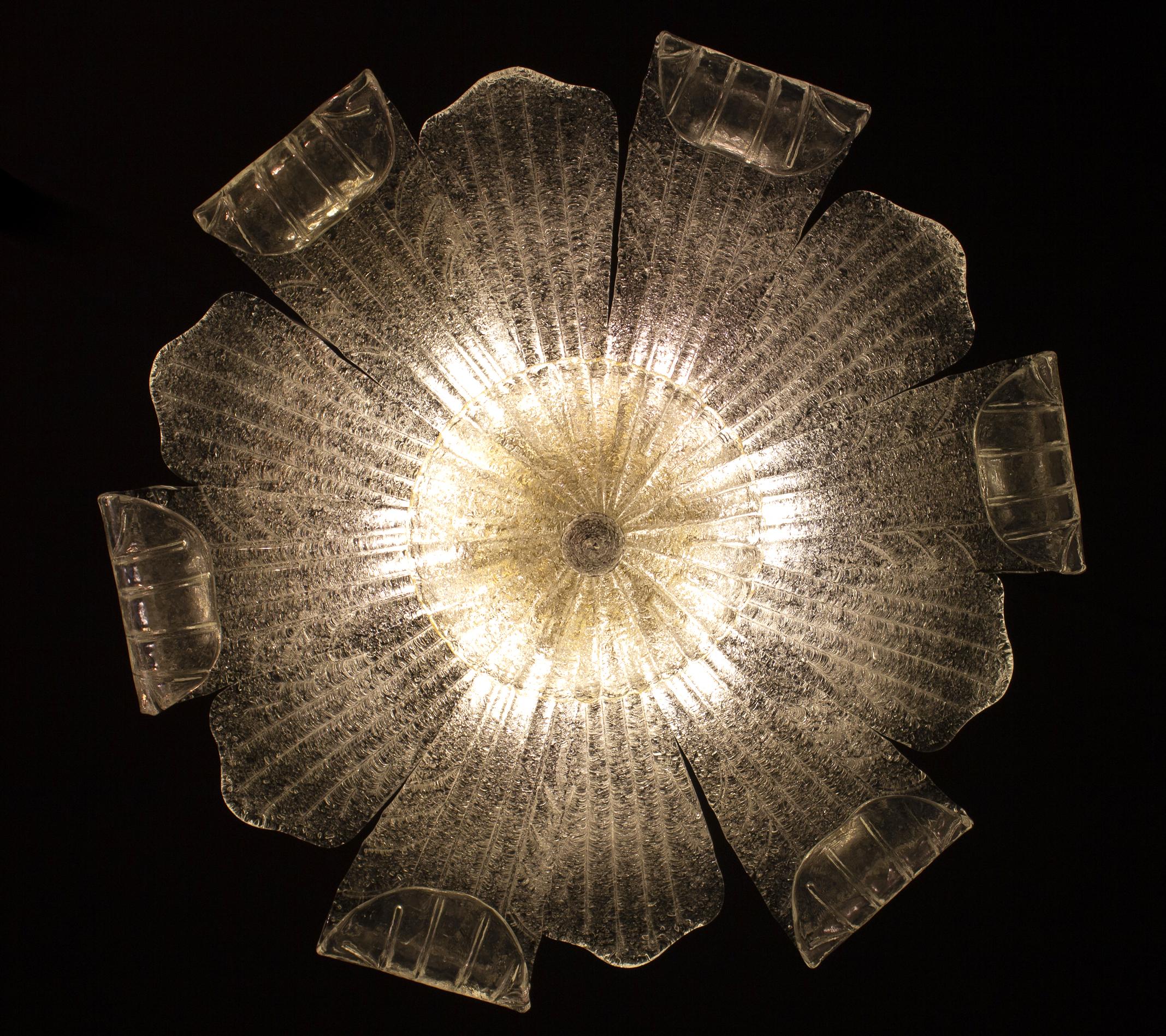 XX secolo Lampada da incasso o da soffitto in vetro di Murano italiano Leave in vendita