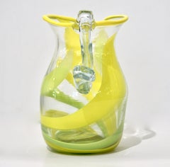 Pichet moderne italien en verre de Murano avec filigrana jaune citron vert