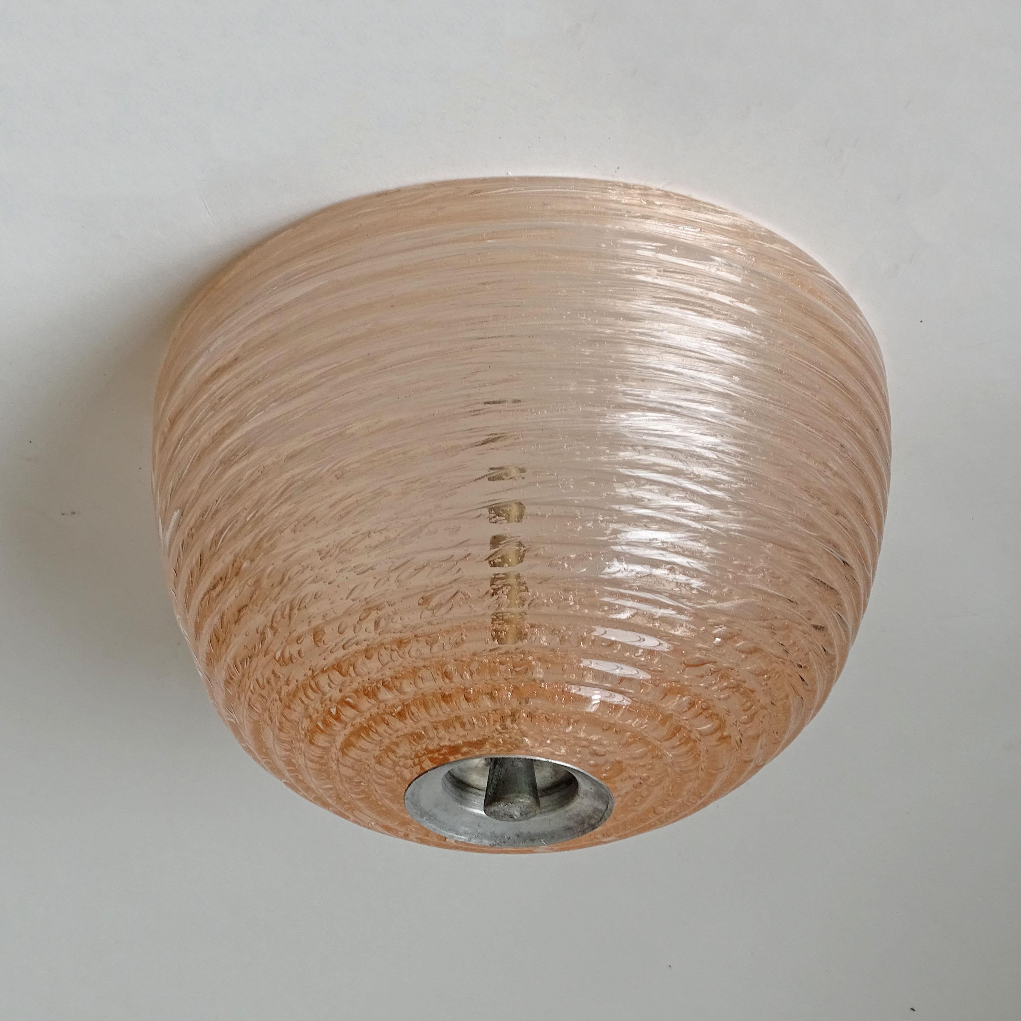Art déco Plafonnier italien en verre de Murano de couleur pêche, années 1930 en vente