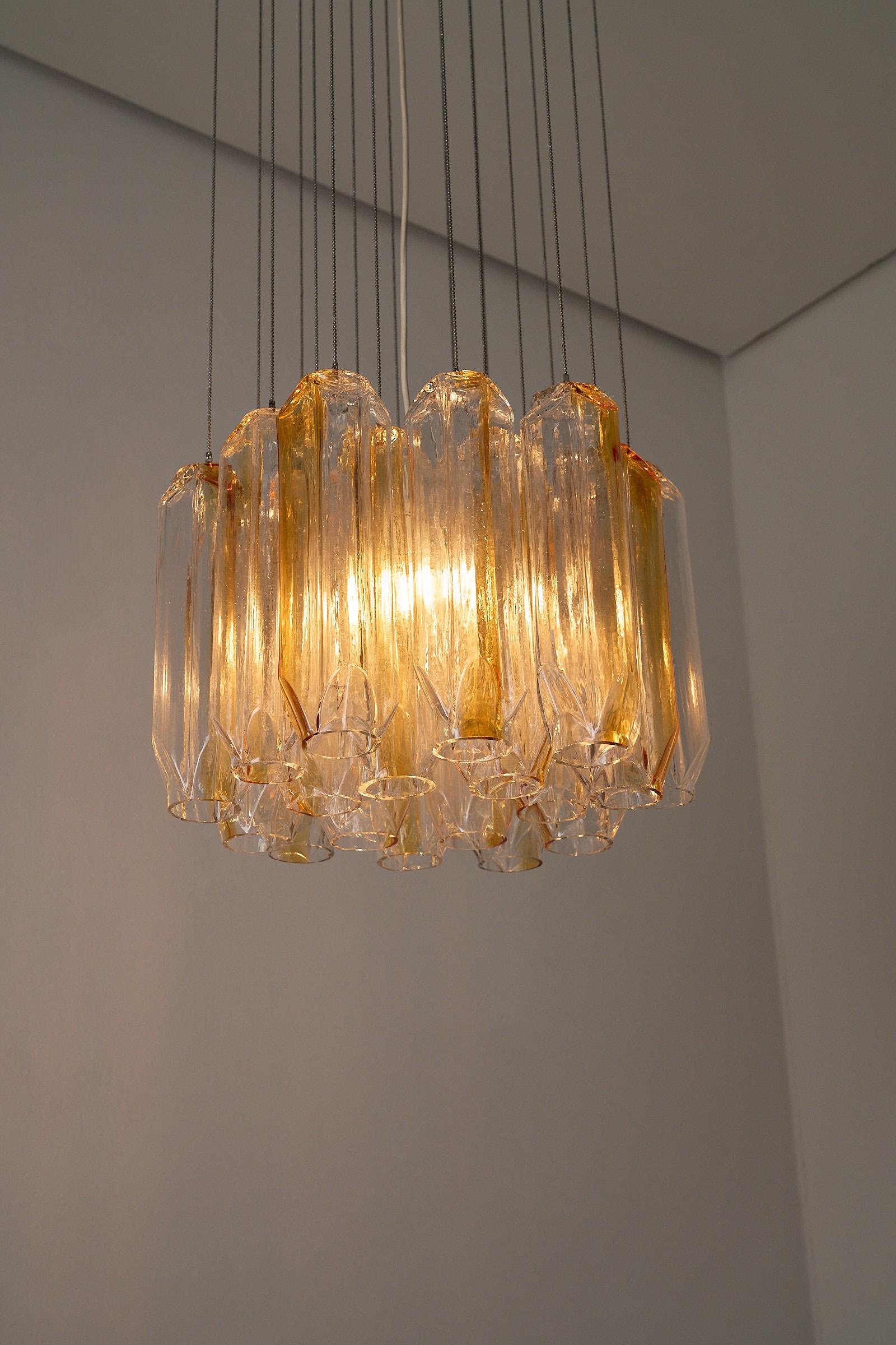 Métal Pendentif italien en verre de Murano par VeArt, Prismes Quadrifoglio, 1970 en vente