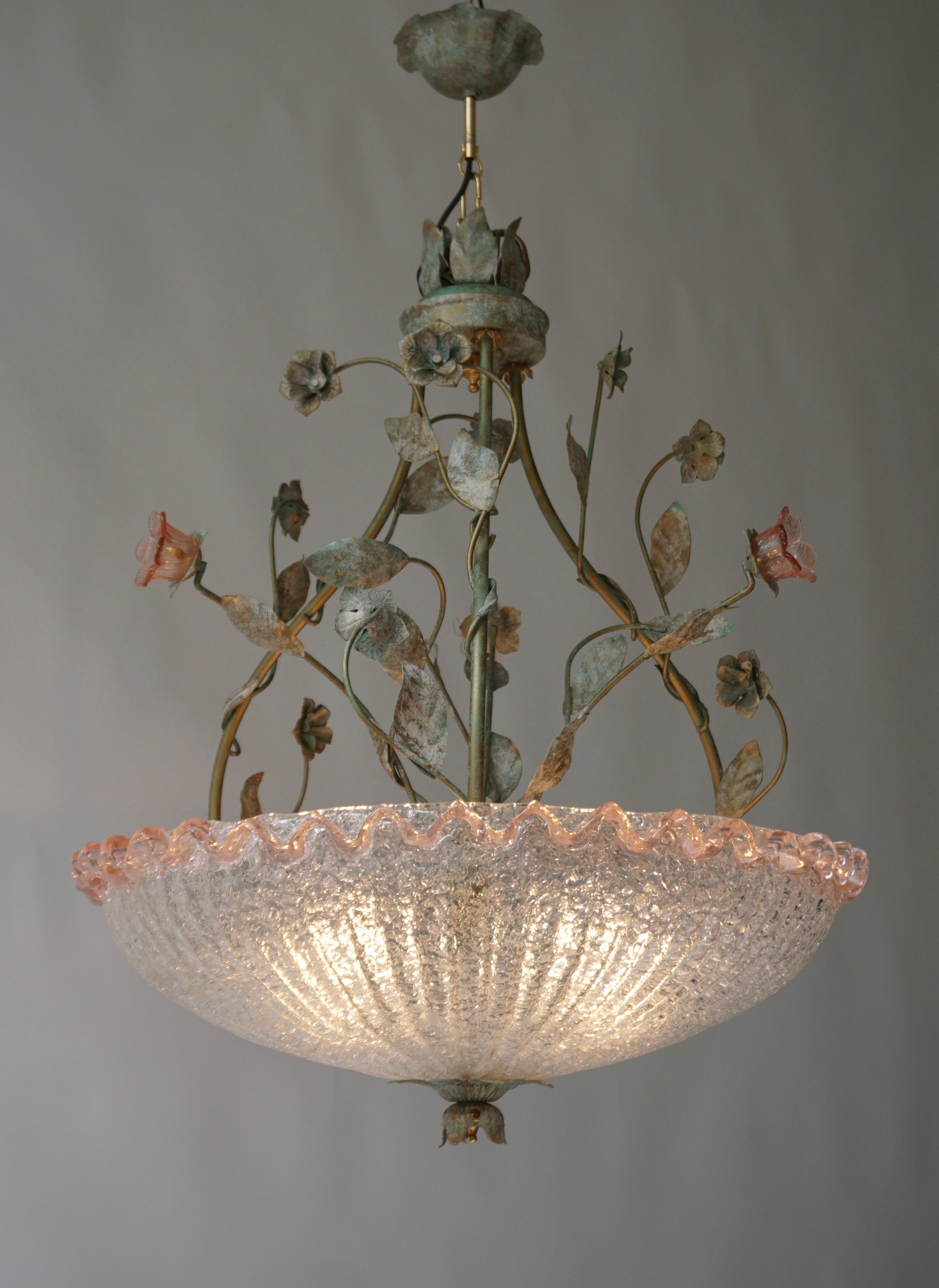 Italian Murano Glass Pink Flower Chandelier In Good Condition For Sale In Antwerp, BE